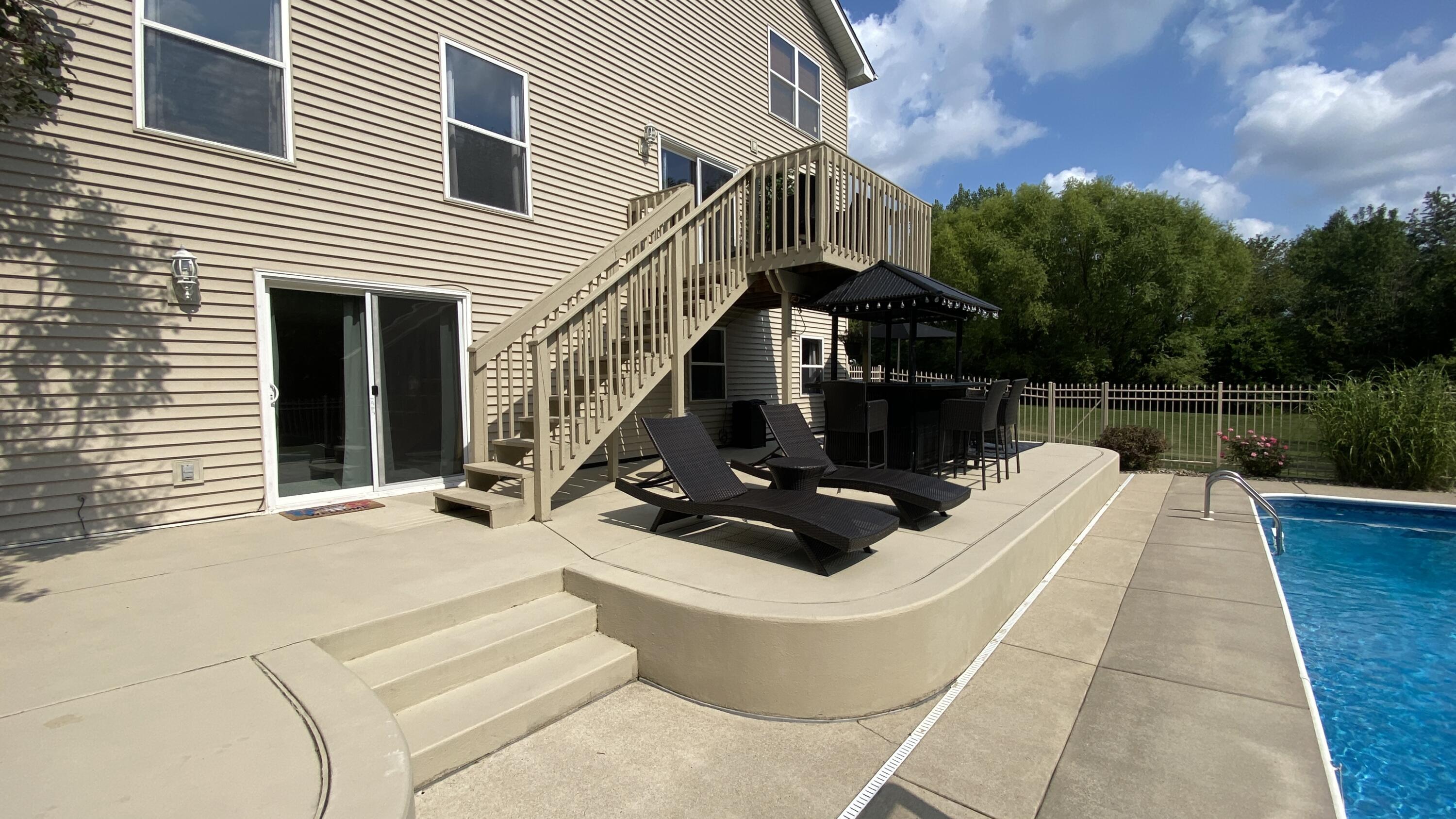12486 Brookside Drive