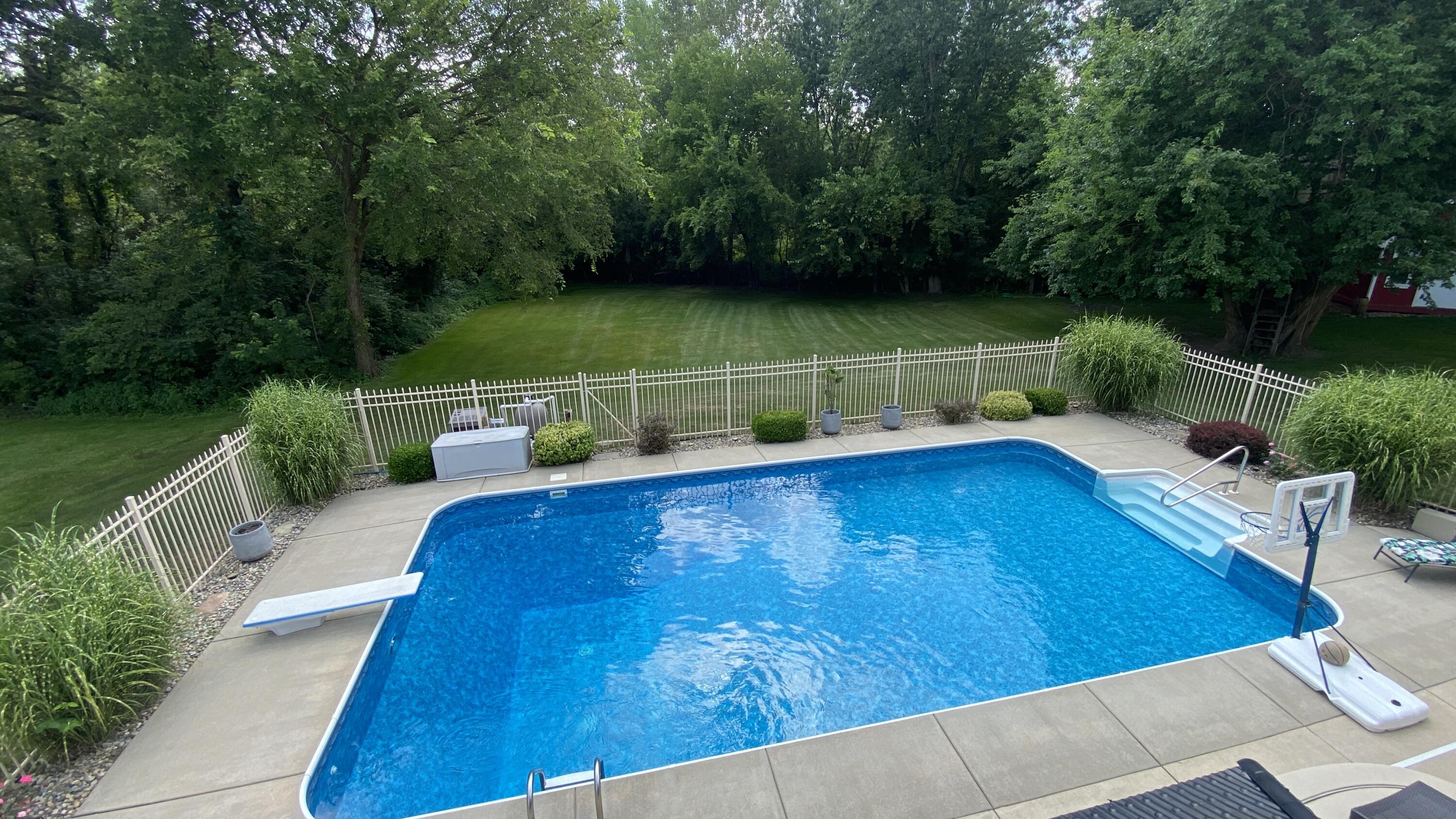 12486 Brookside Drive