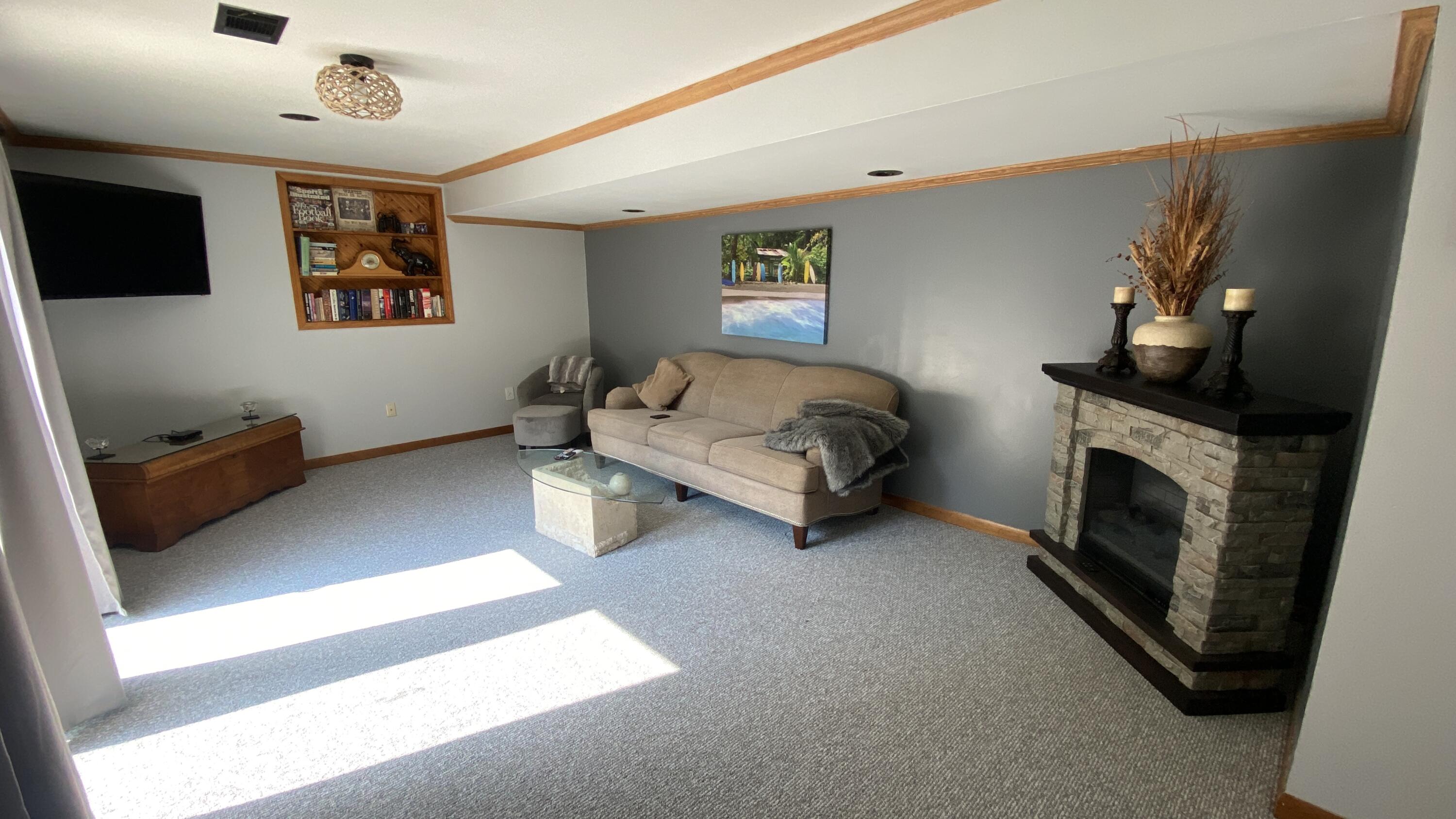 12486 Brookside Drive
