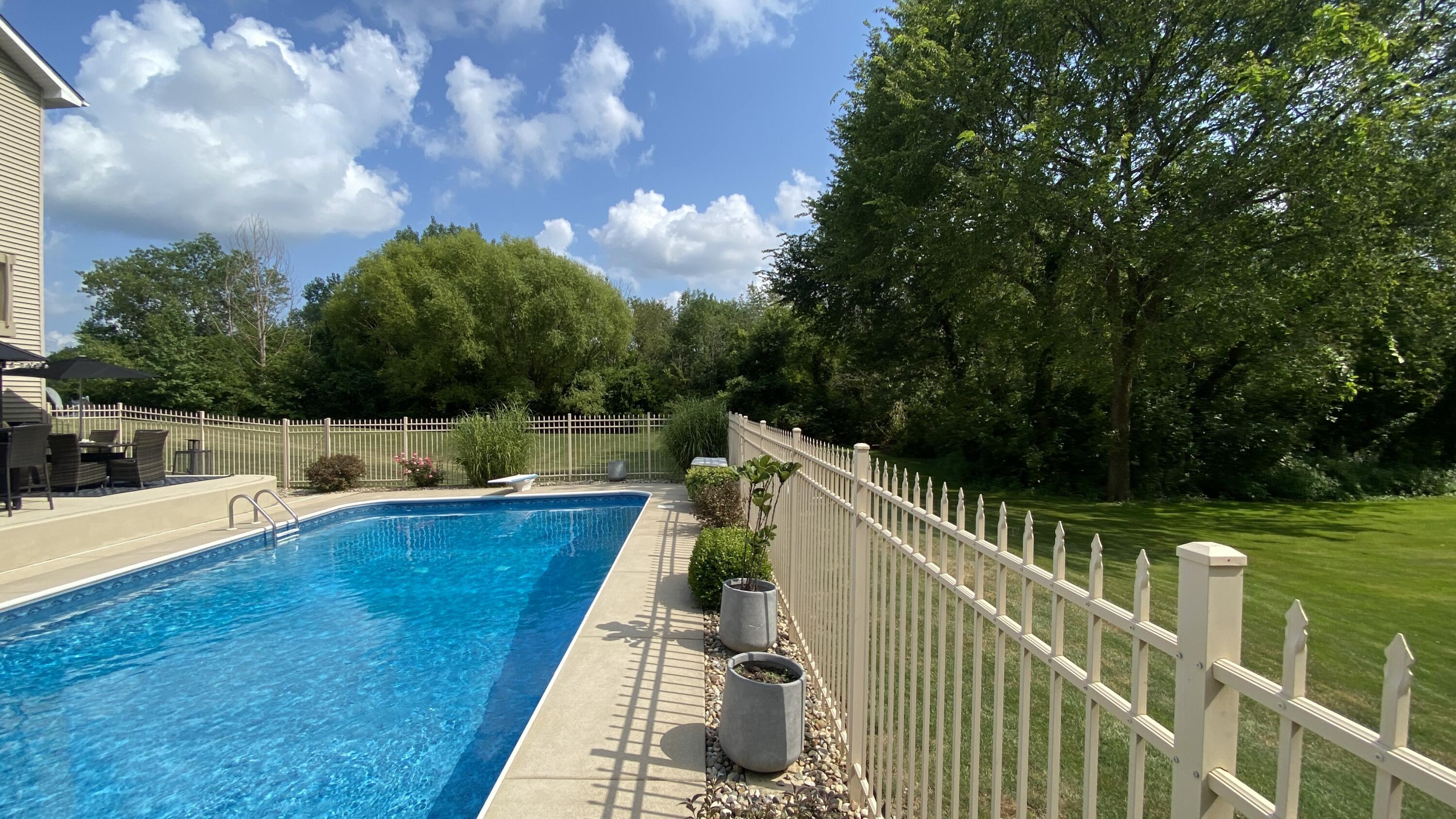 12486 Brookside Drive