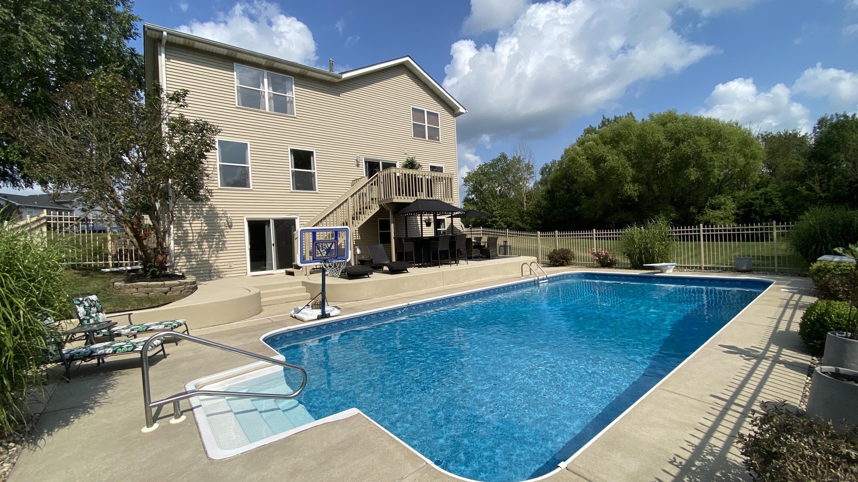 12486 Brookside Drive