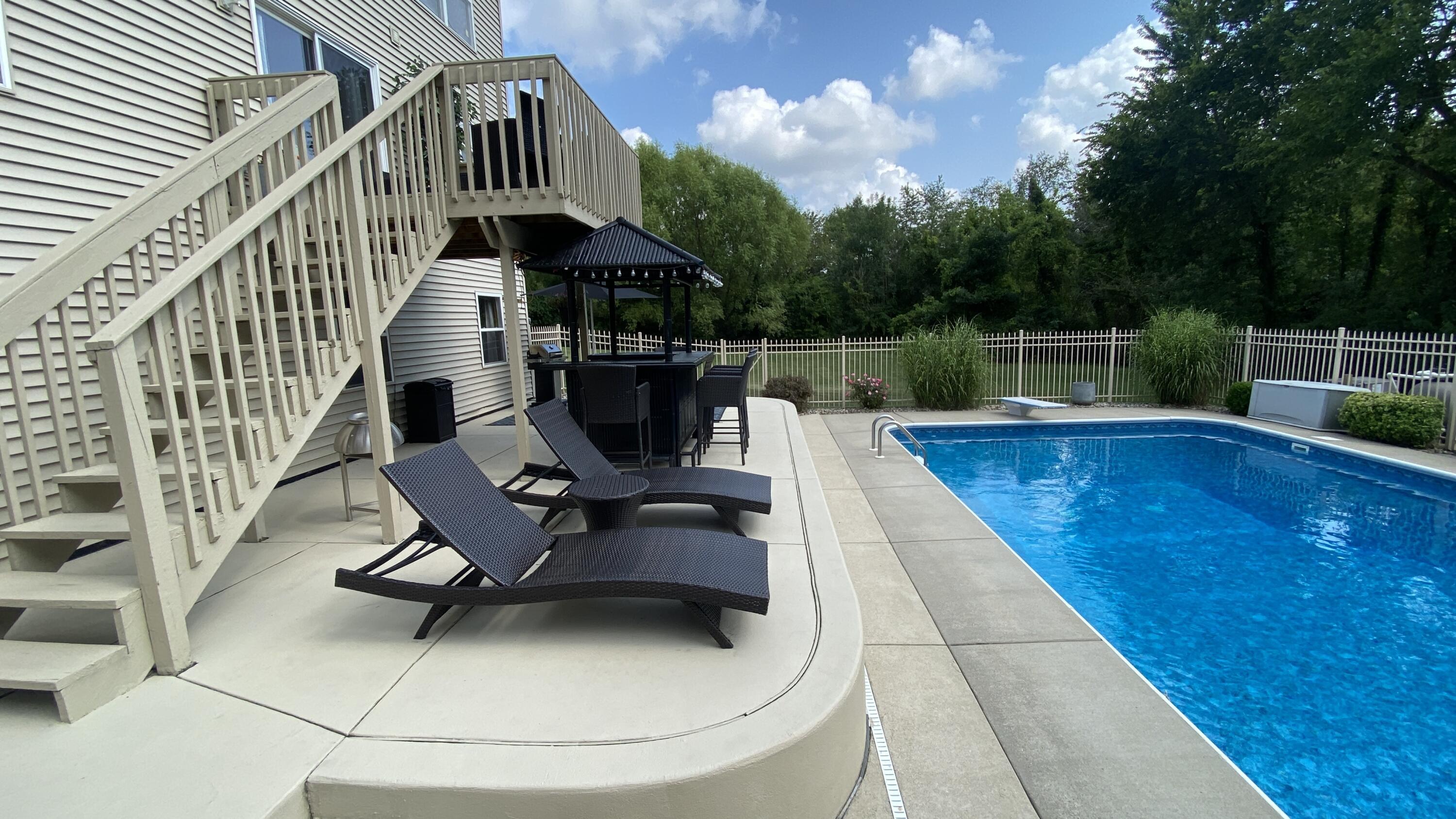 12486 Brookside Drive