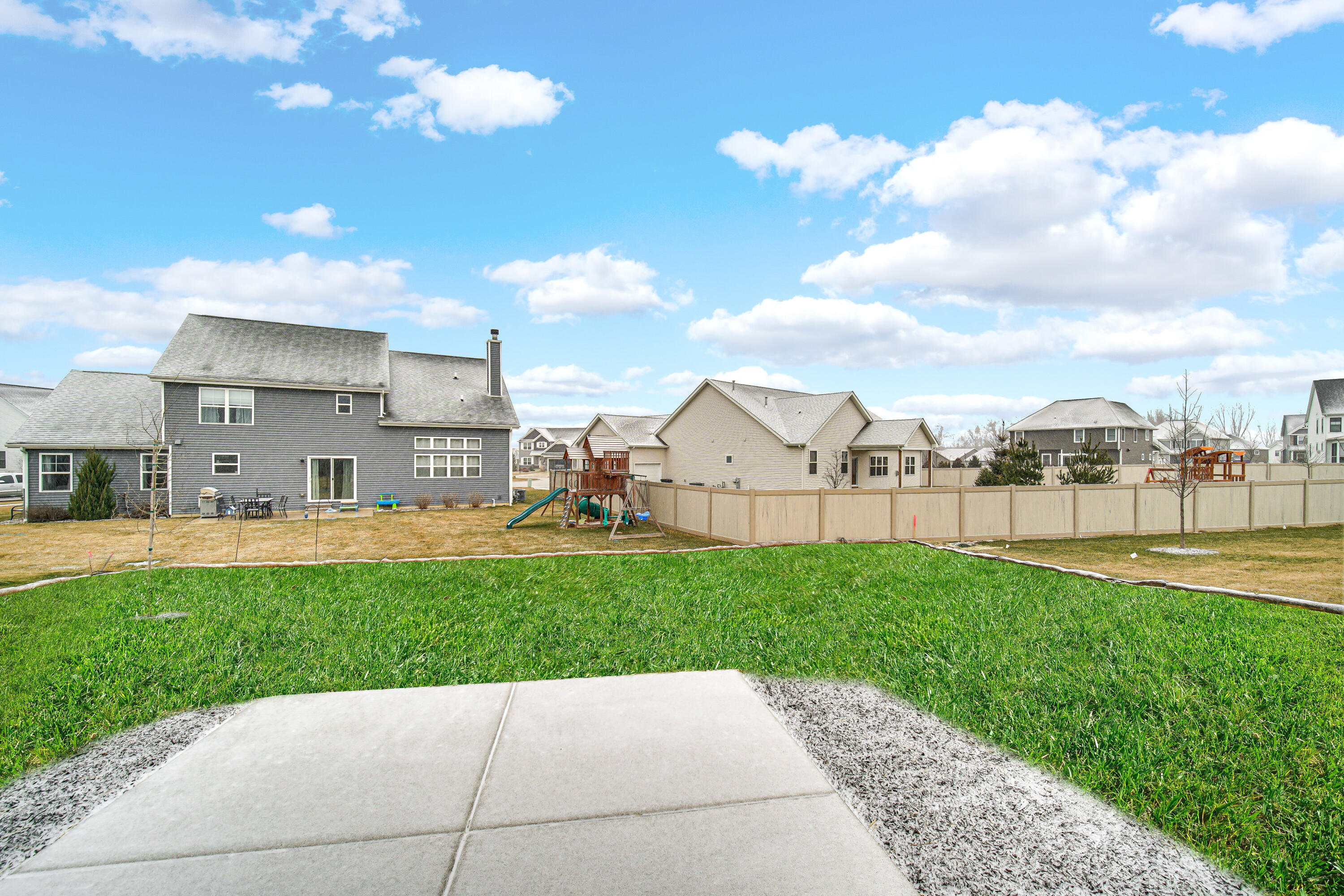 292 Holst Lane