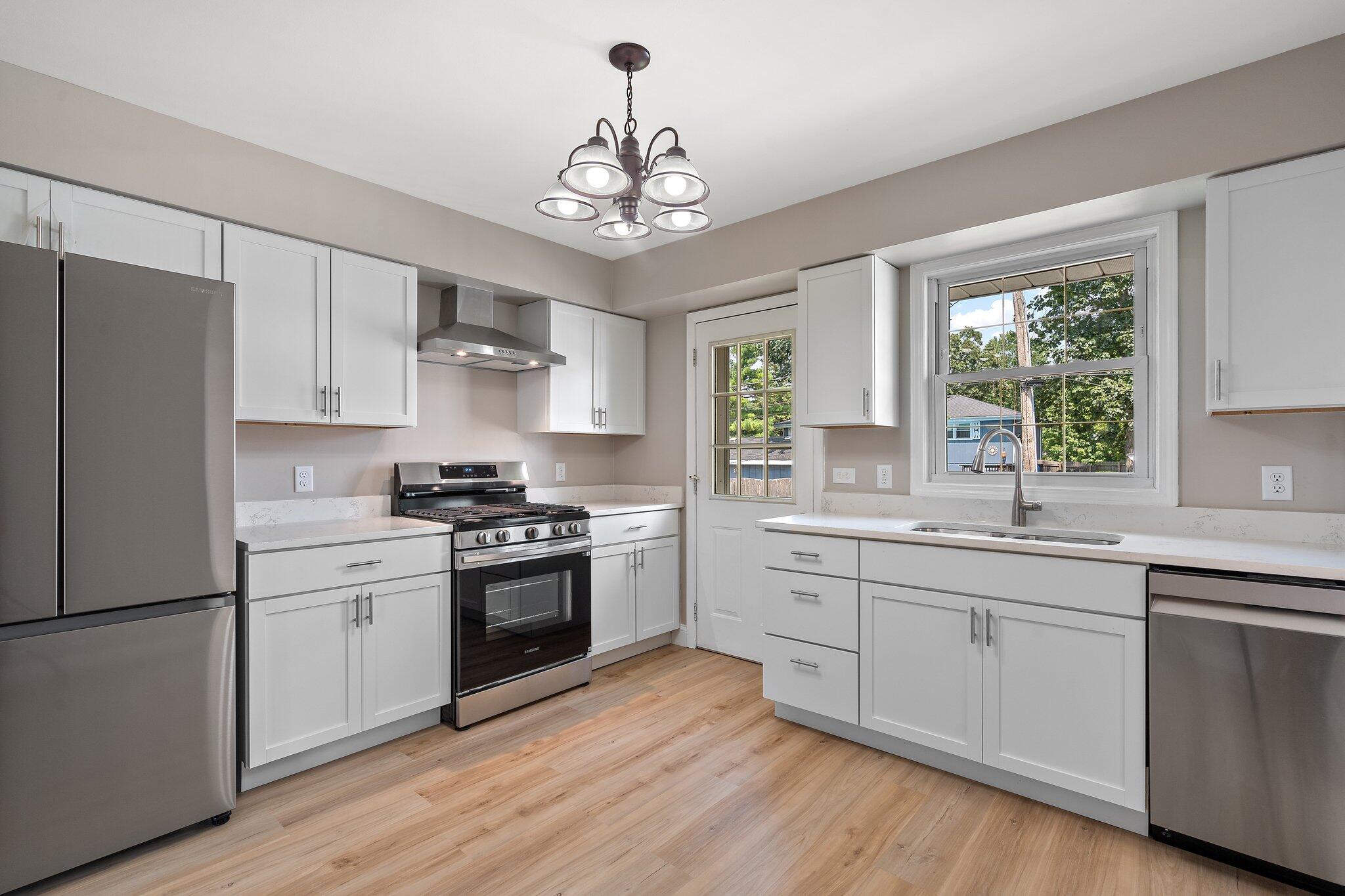 7130 W 83rd Place