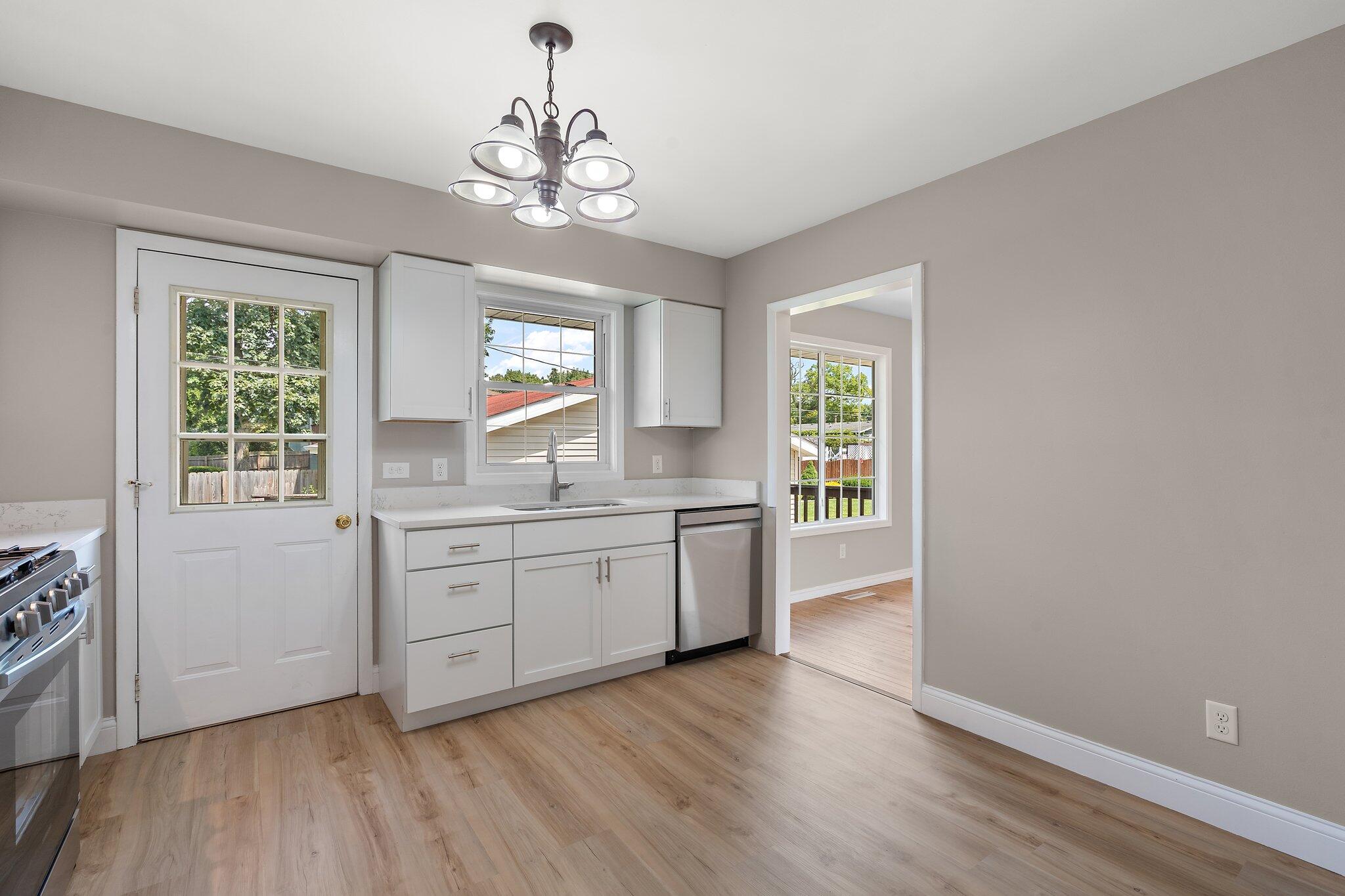 7130 W 83rd Place
