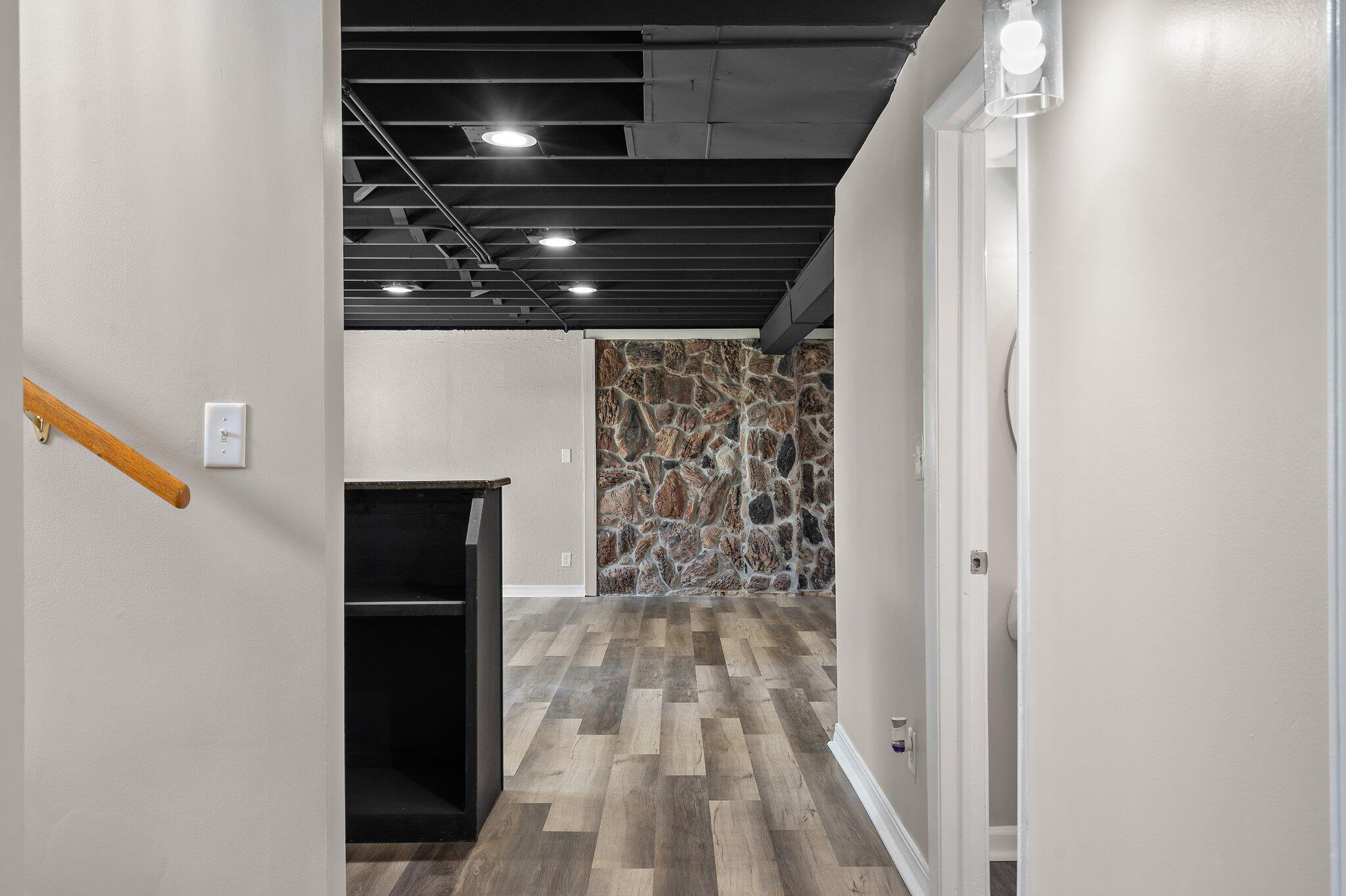 7130 W 83rd Place