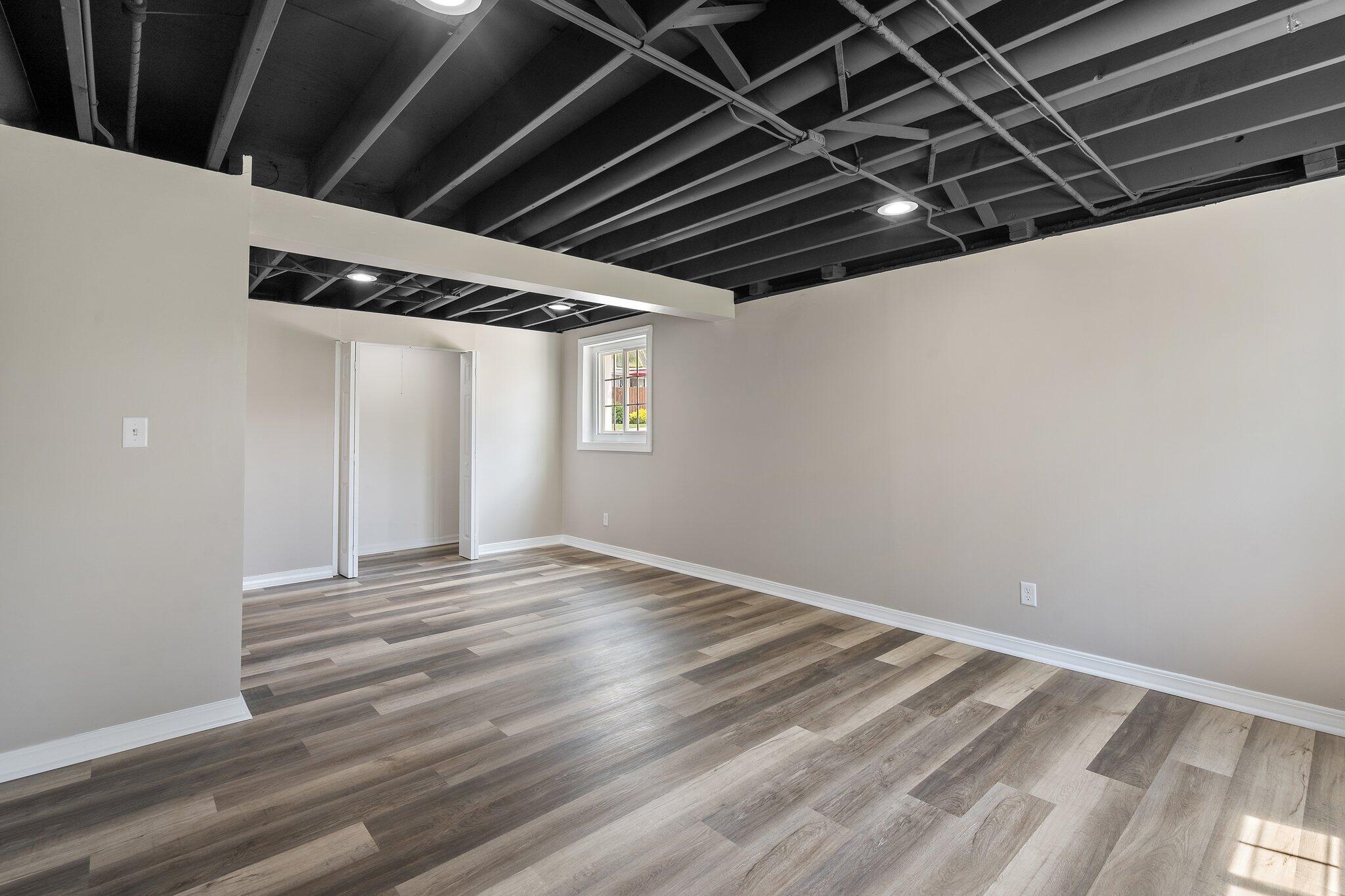 7130 W 83rd Place