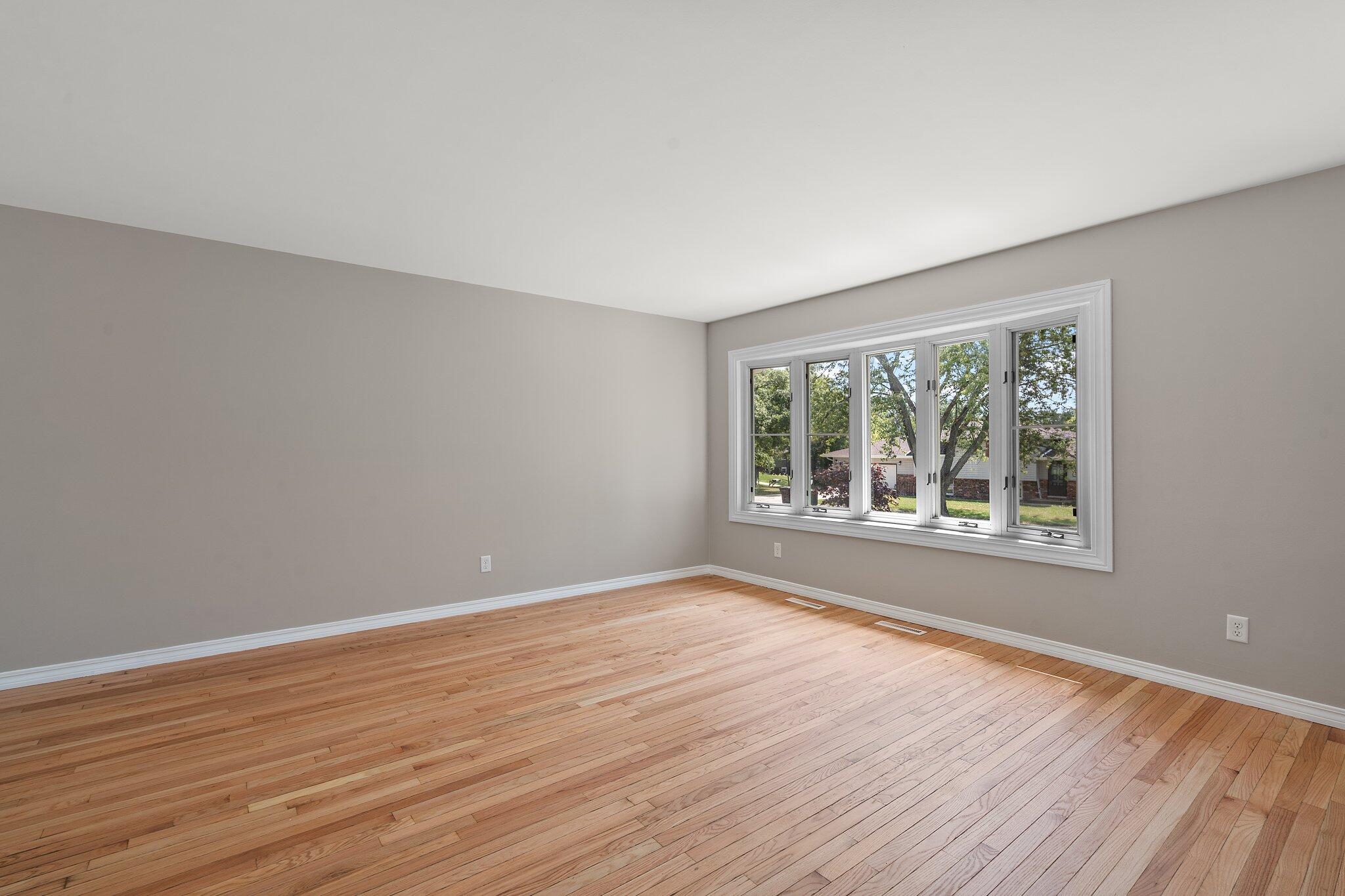7130 W 83rd Place