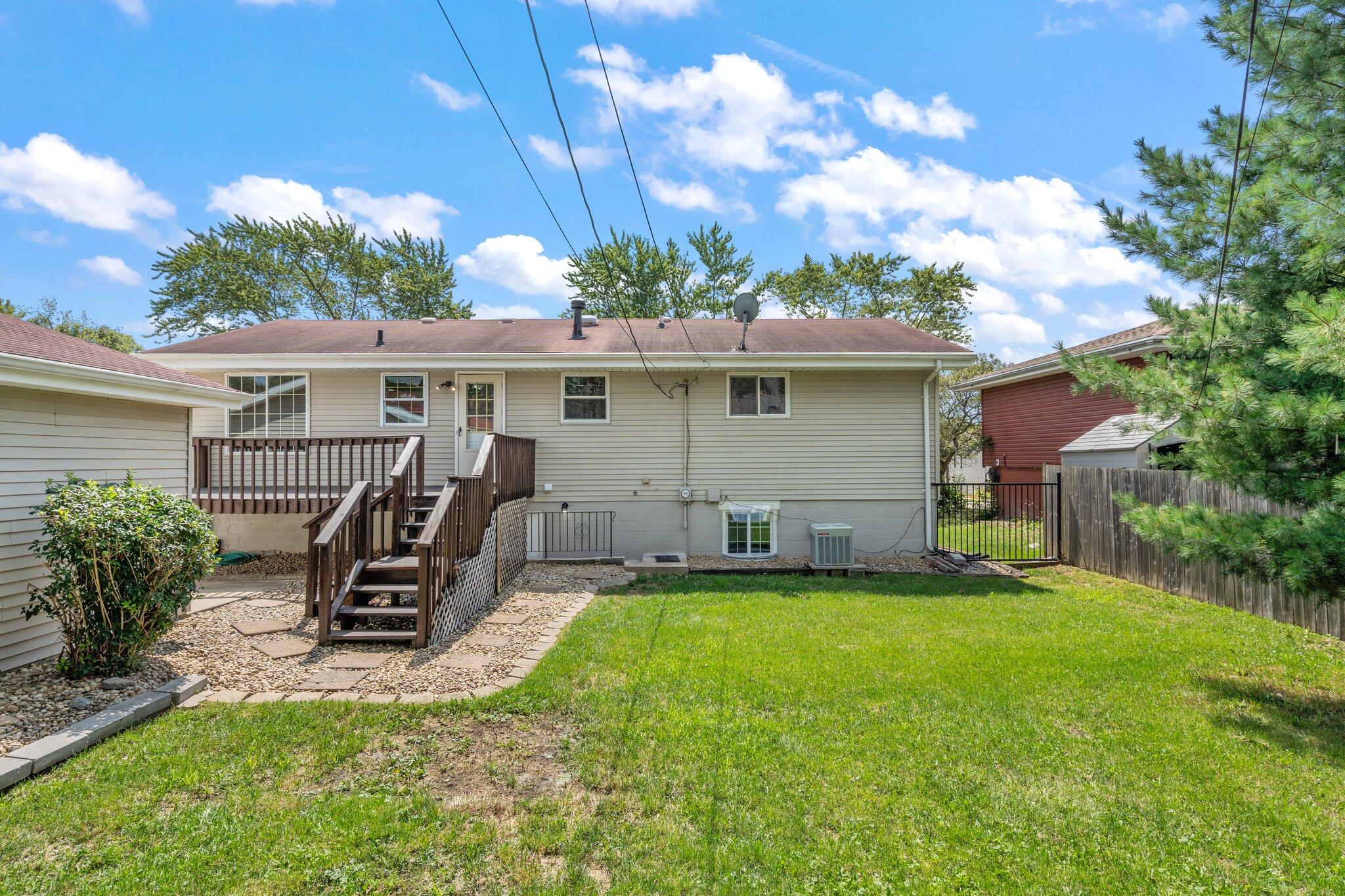 7130 W 83rd Place