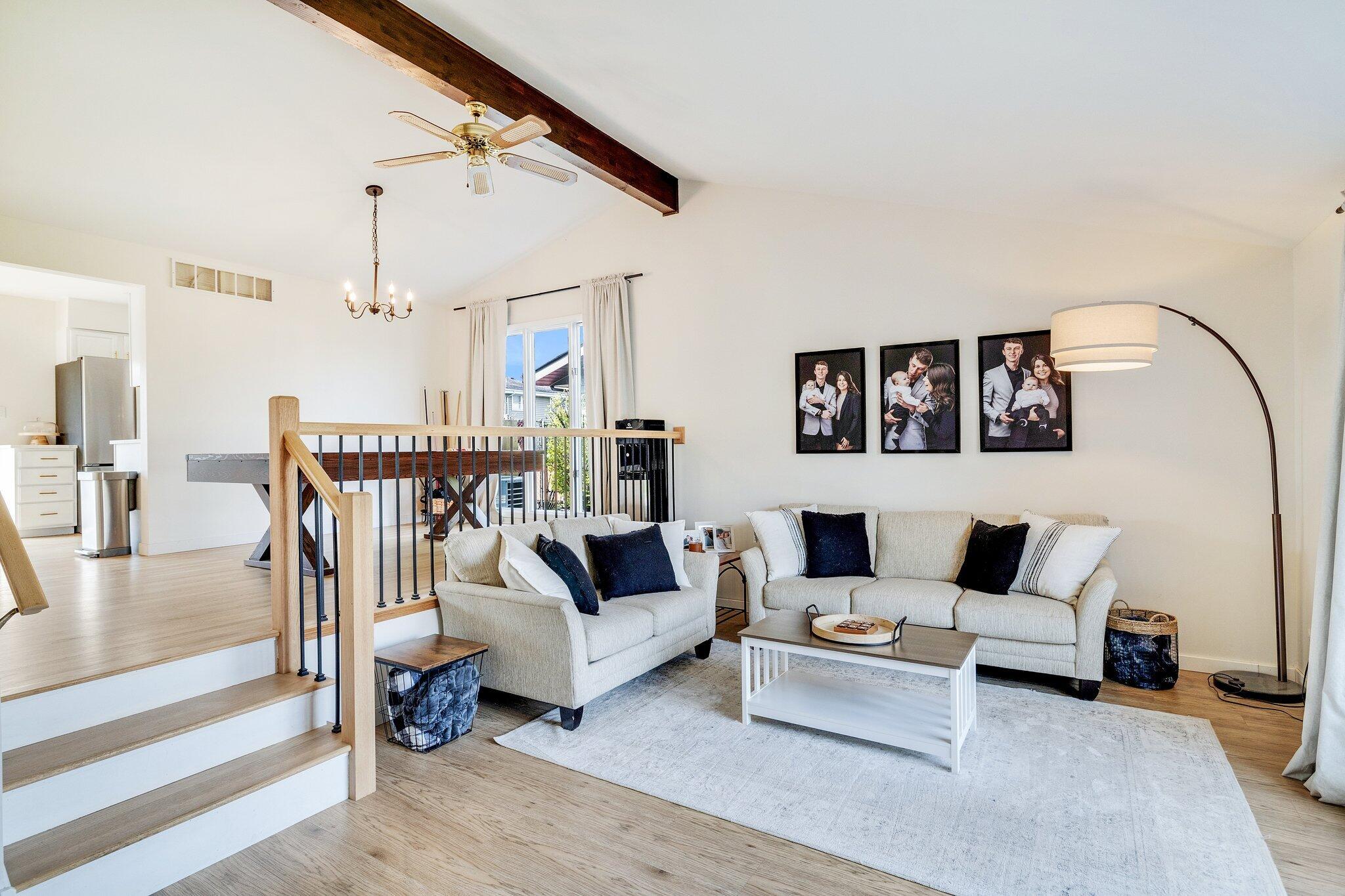 4885 W 86th Place