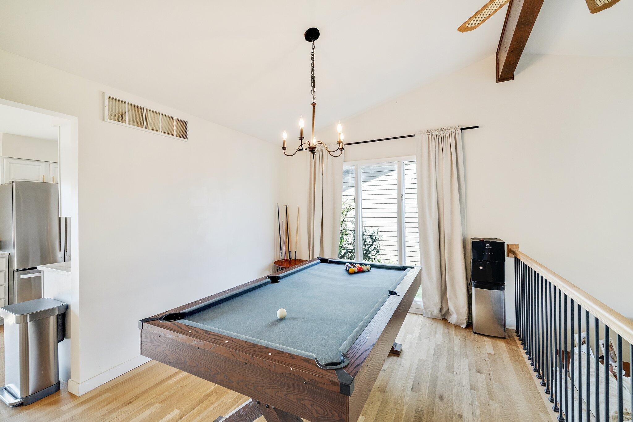 4885 W 86th Place