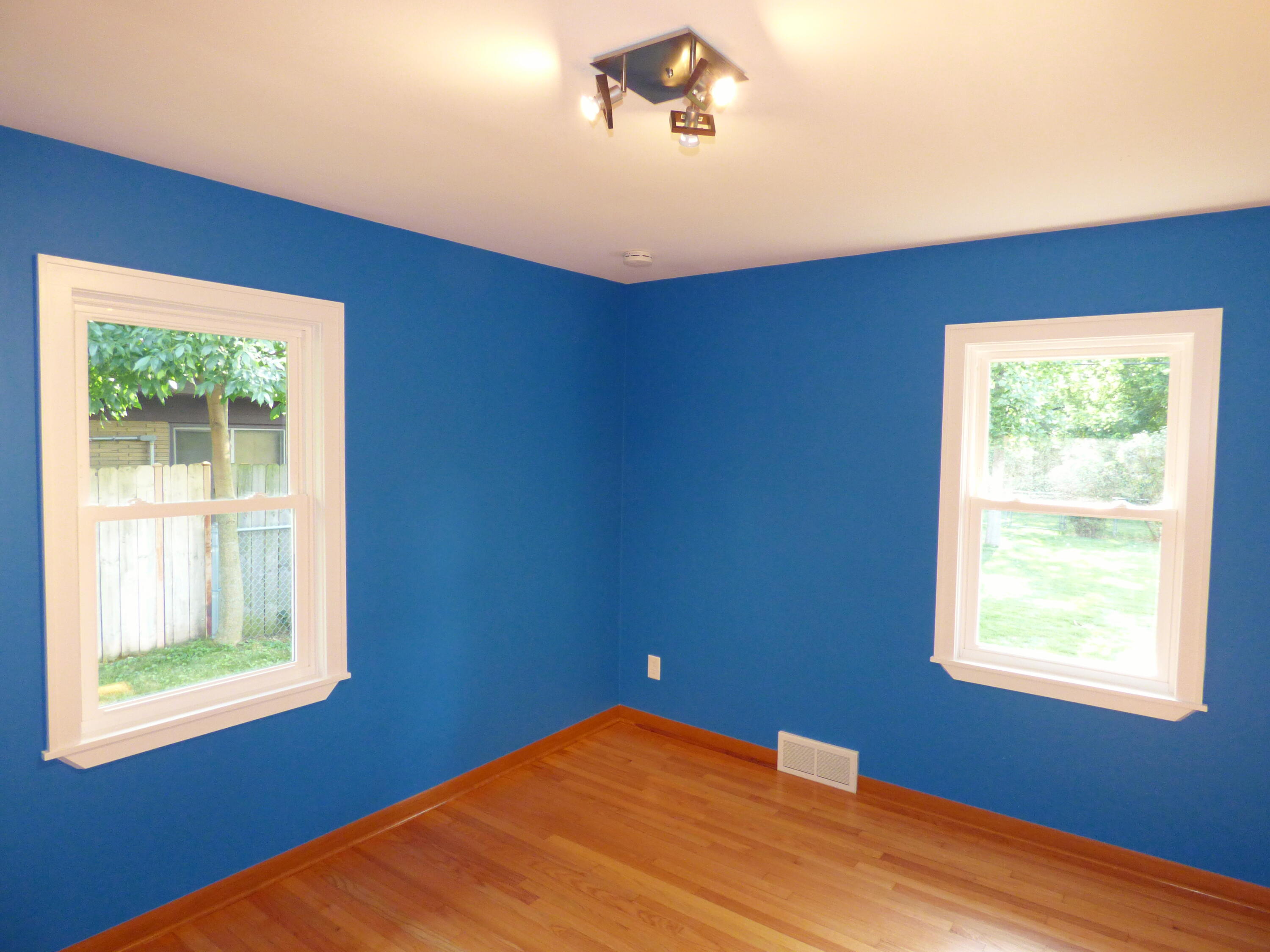 8334 Hawthorne Drive