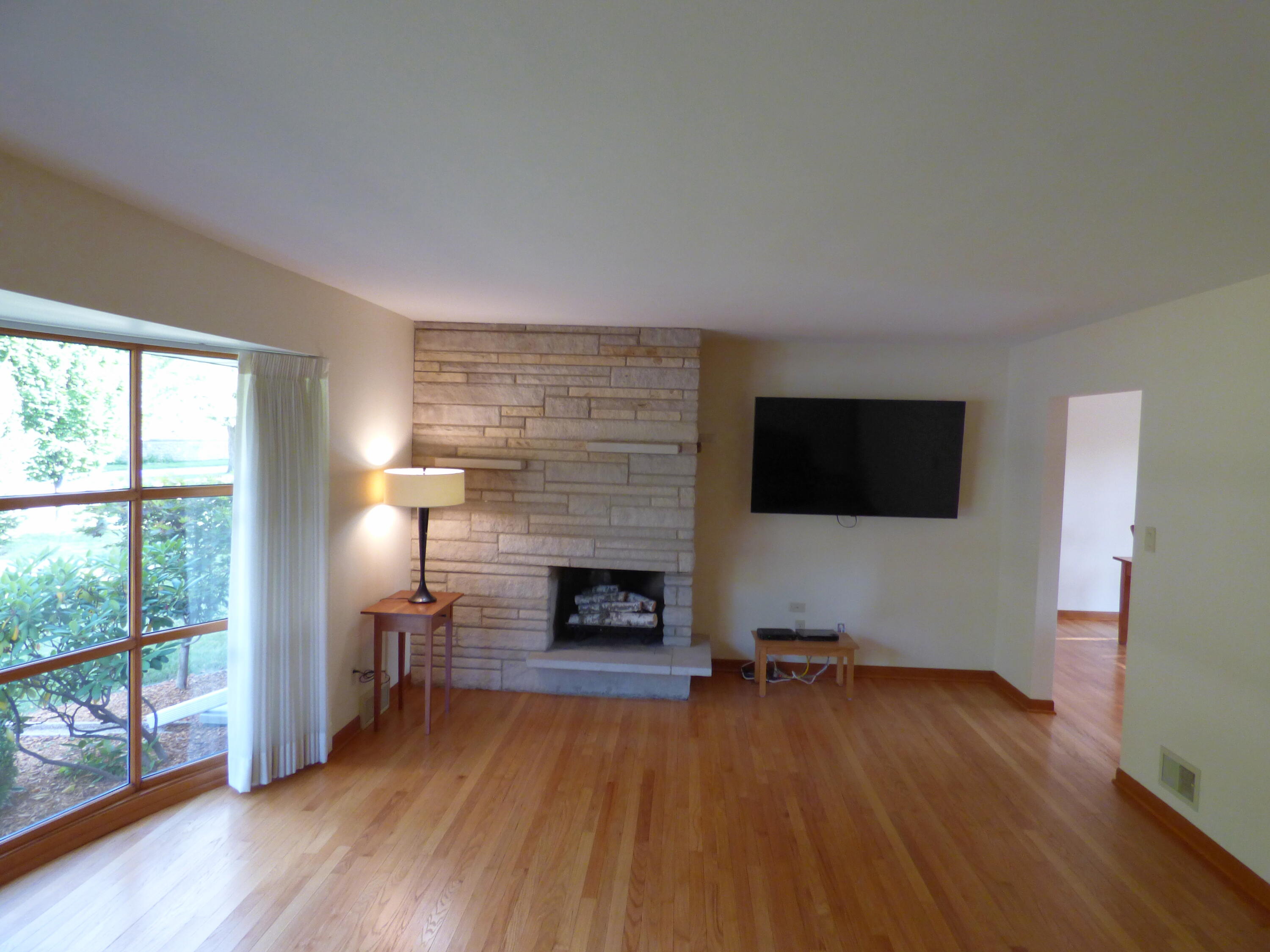 8334 Hawthorne Drive