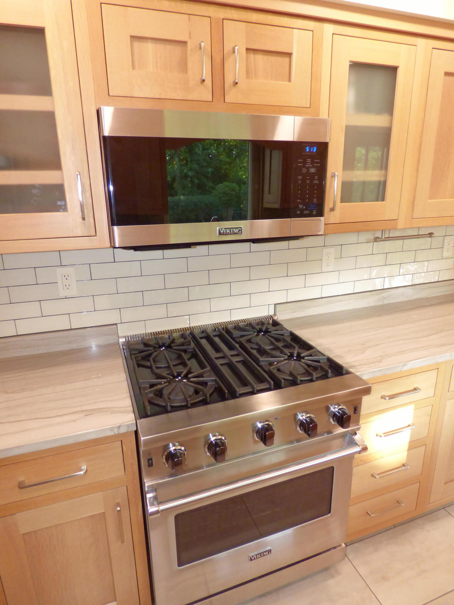 8334 Hawthorne Drive