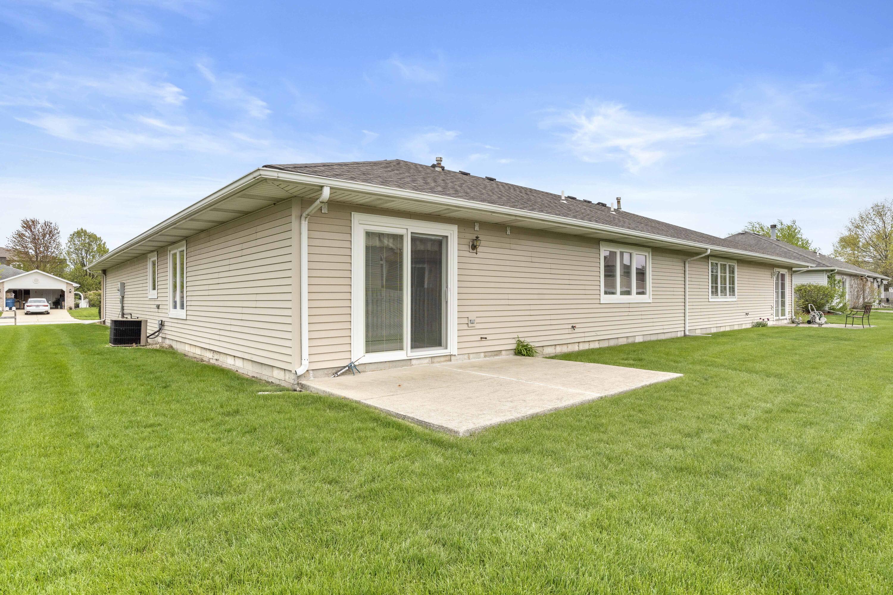 948 Blue Jay Way