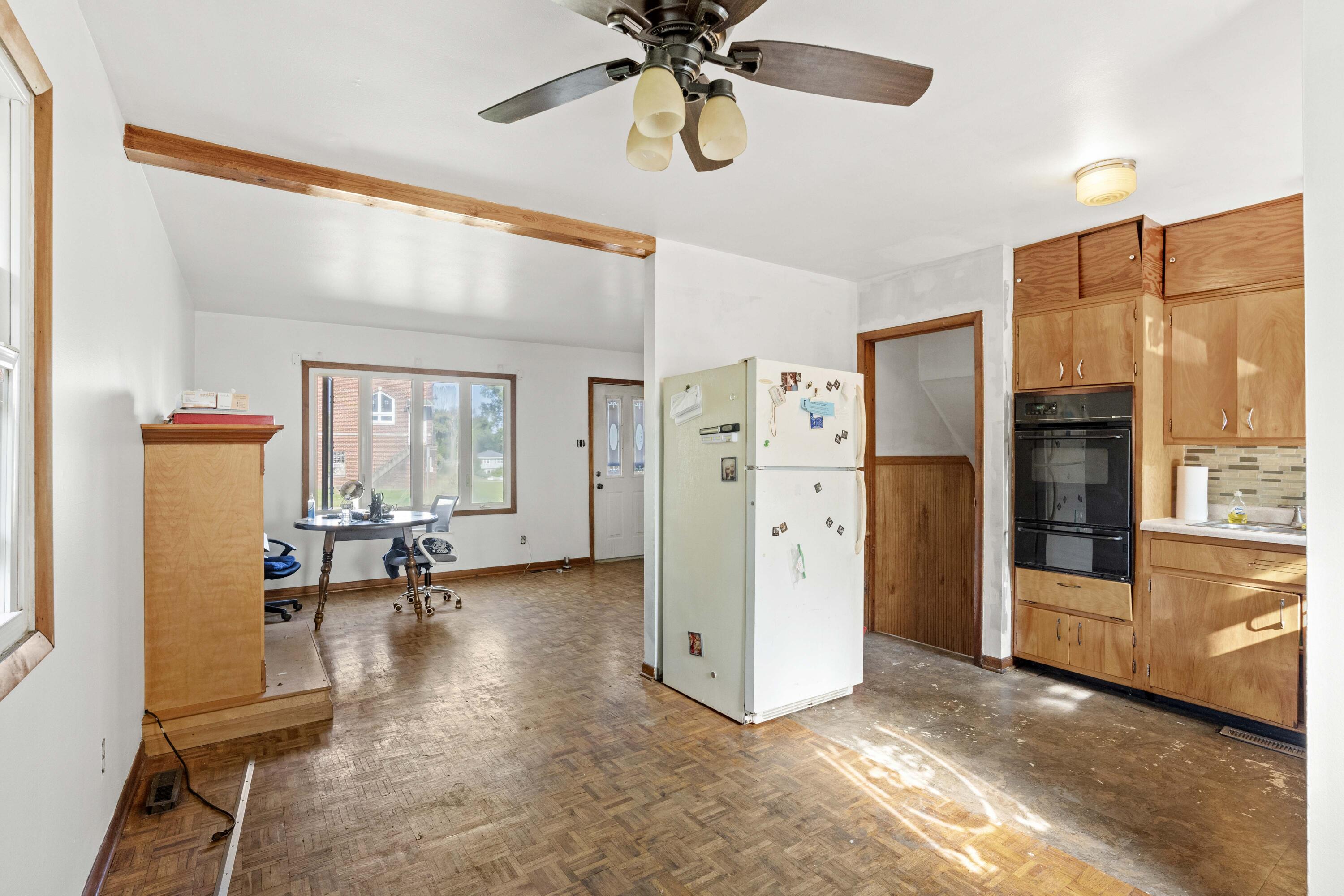 3887 Montgomery Street