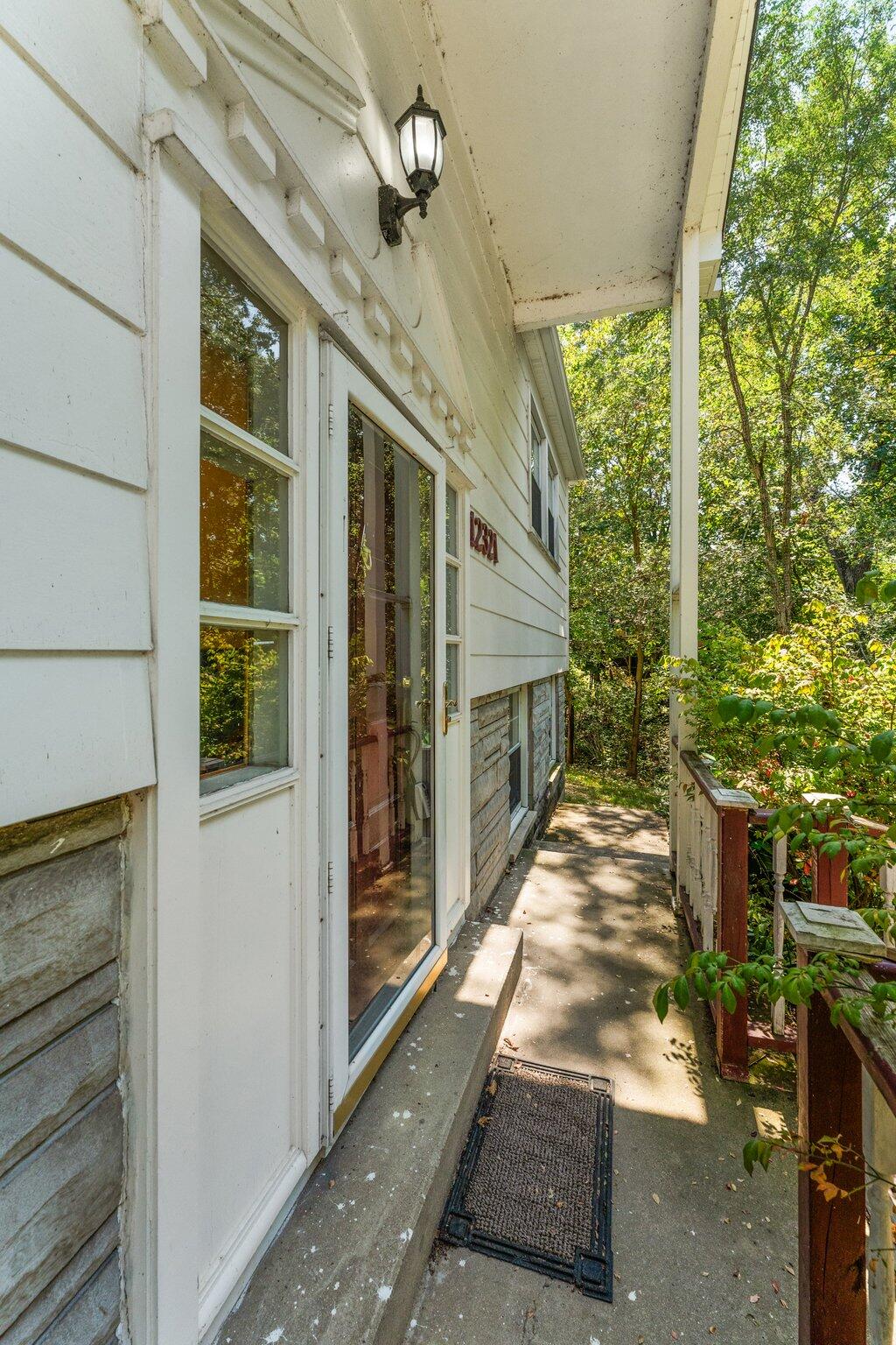 12321 Kingfisher Road