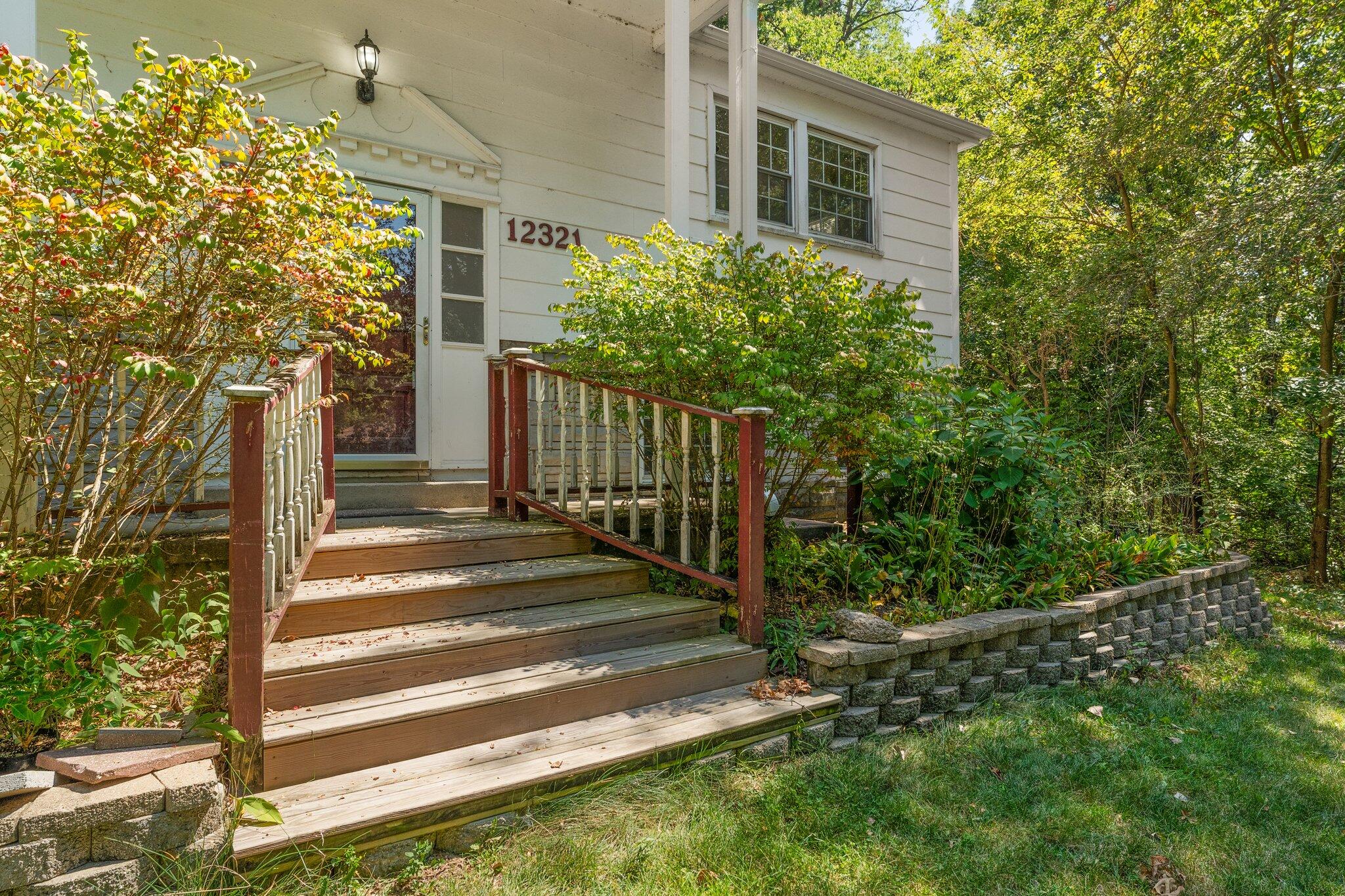 12321 Kingfisher Road