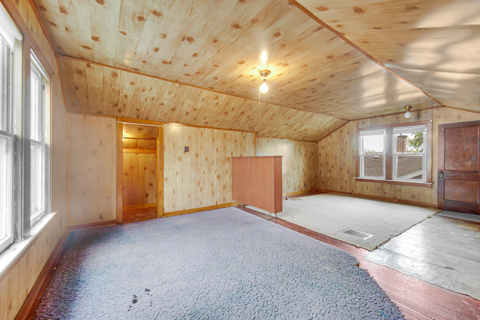 7041 Van Buren Avenue