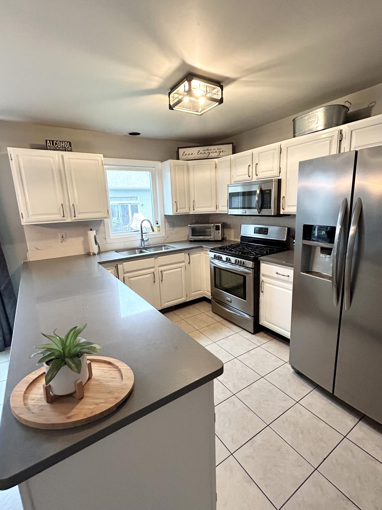 740 New Castle Drive Unit: B