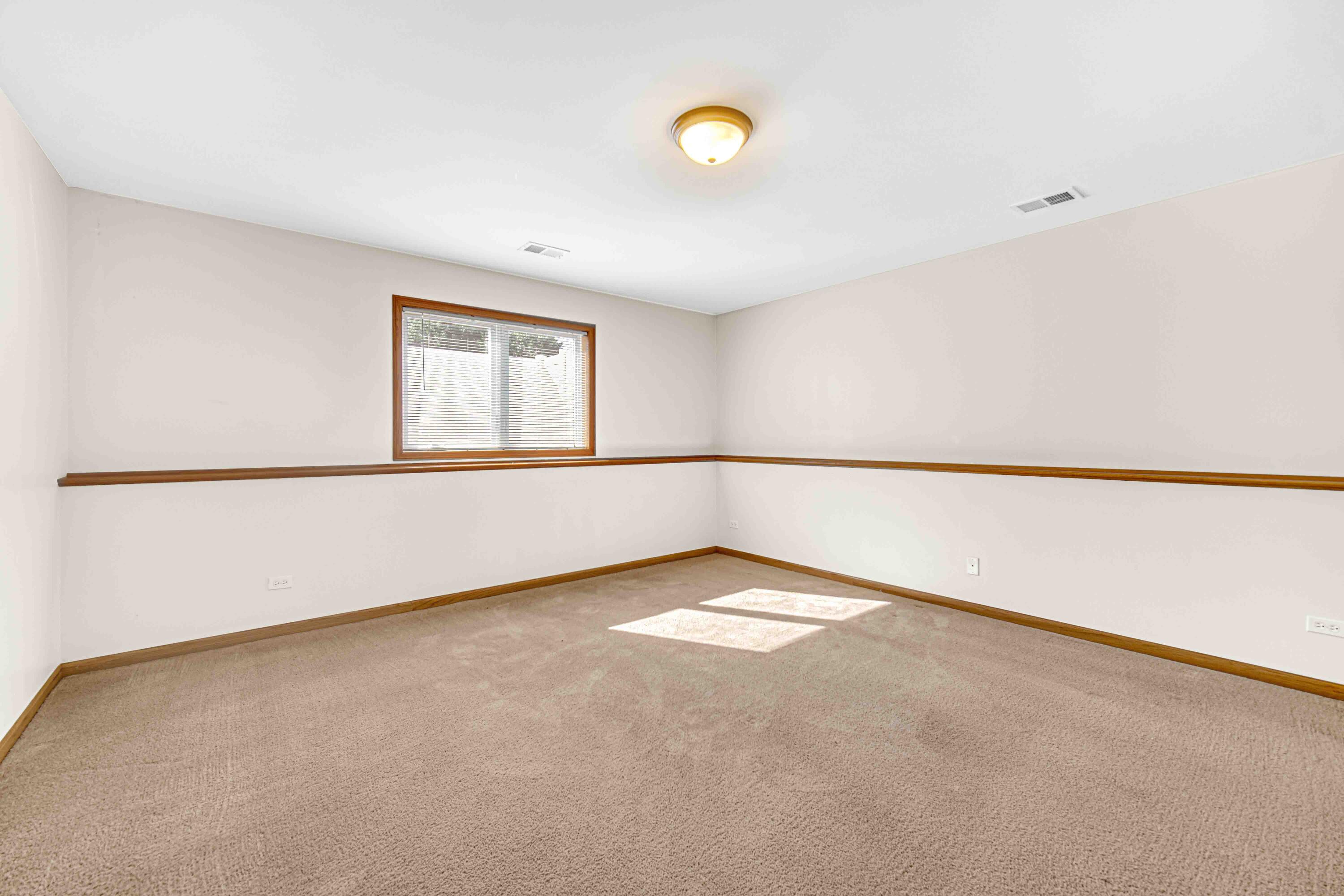 7141 Bracken Pkwy
