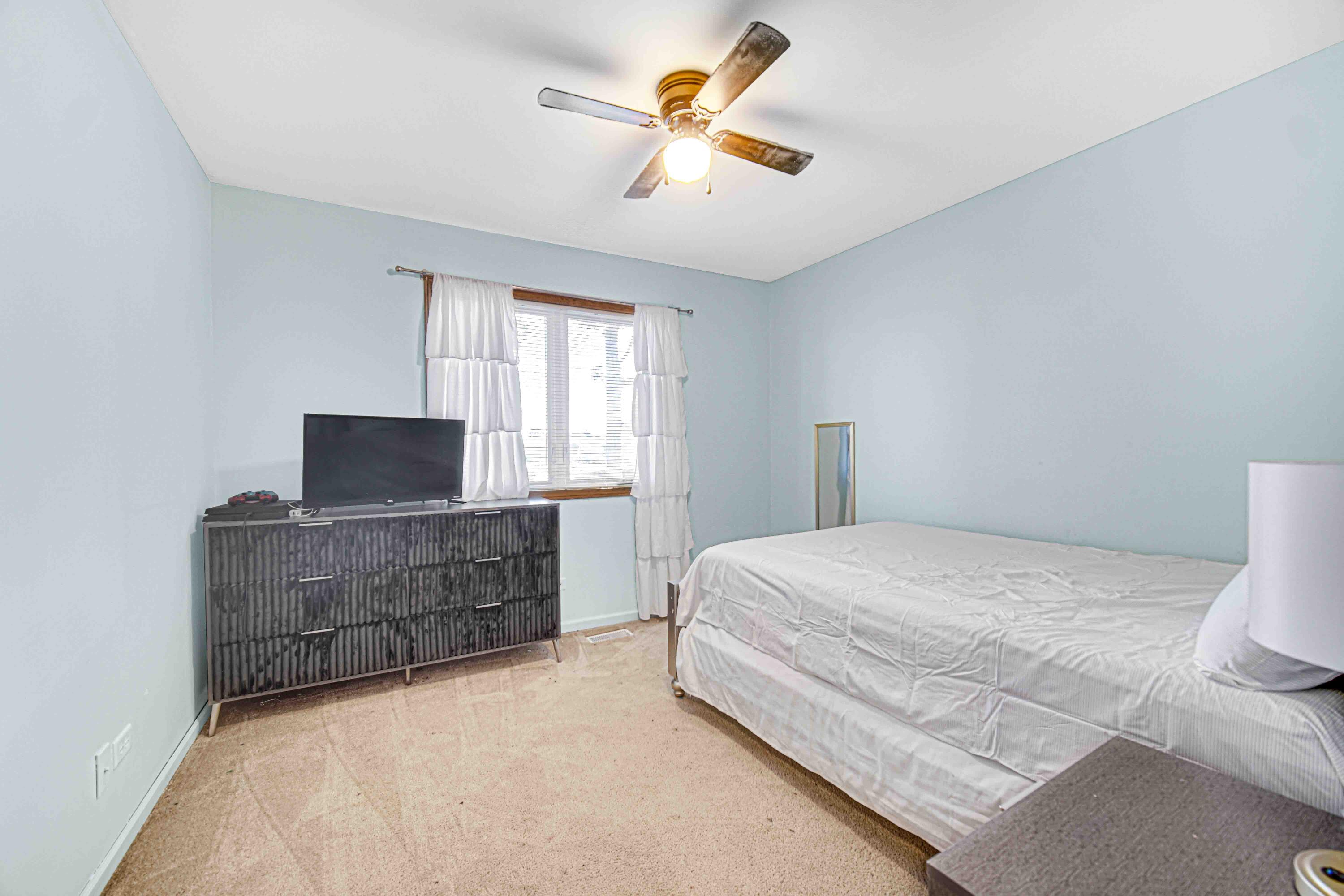 7141 Bracken Pkwy