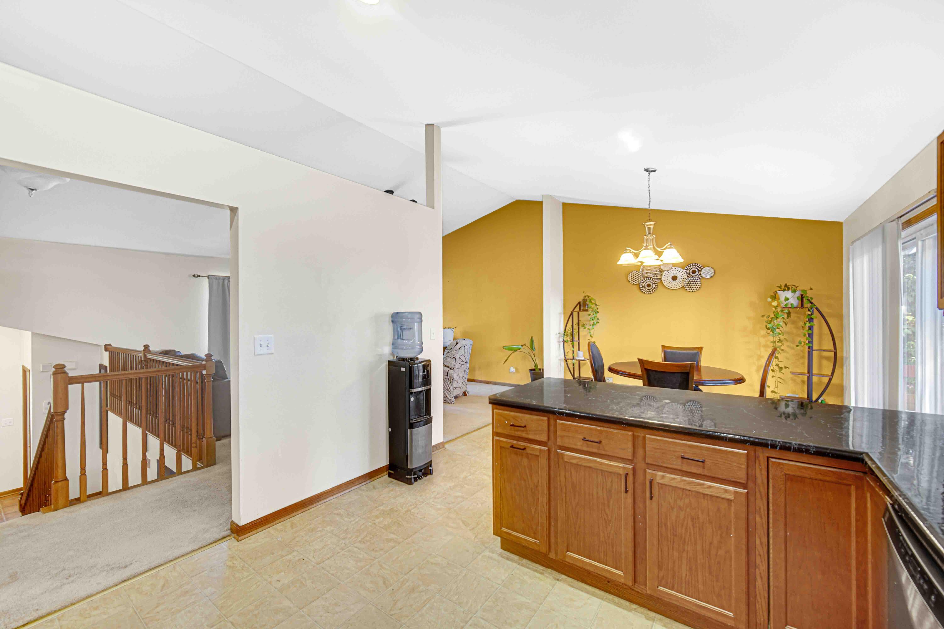7141 Bracken Pkwy