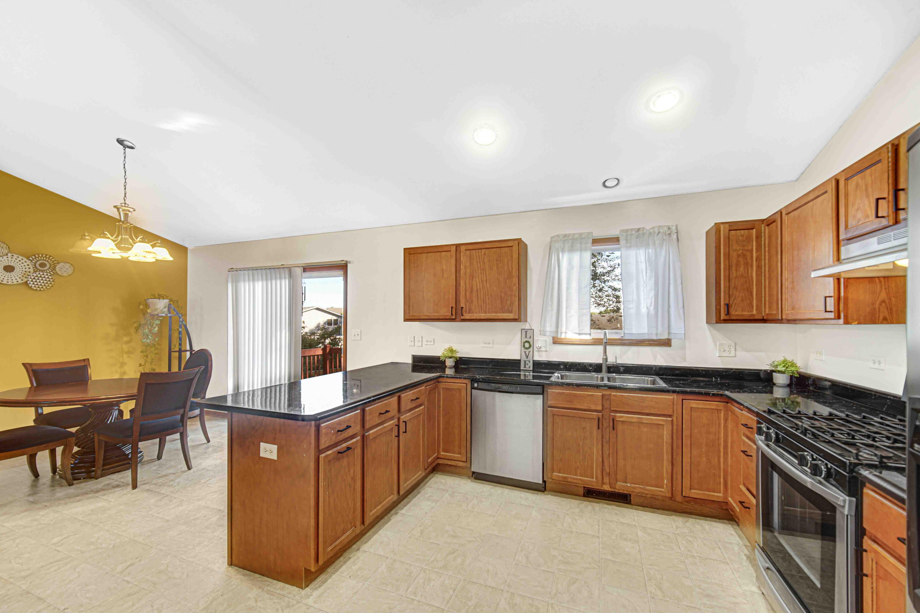 7141 Bracken Pkwy