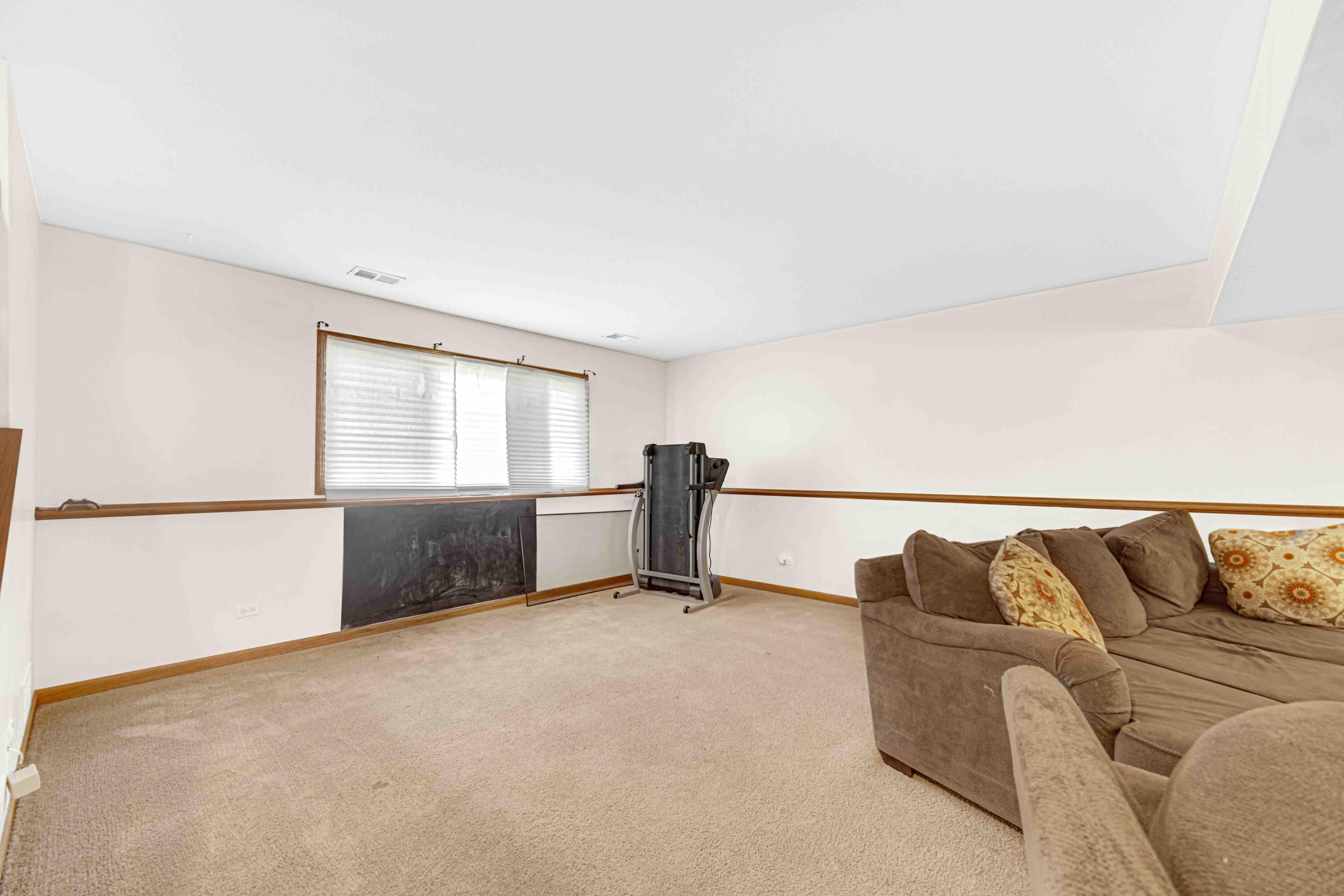 7141 Bracken Pkwy