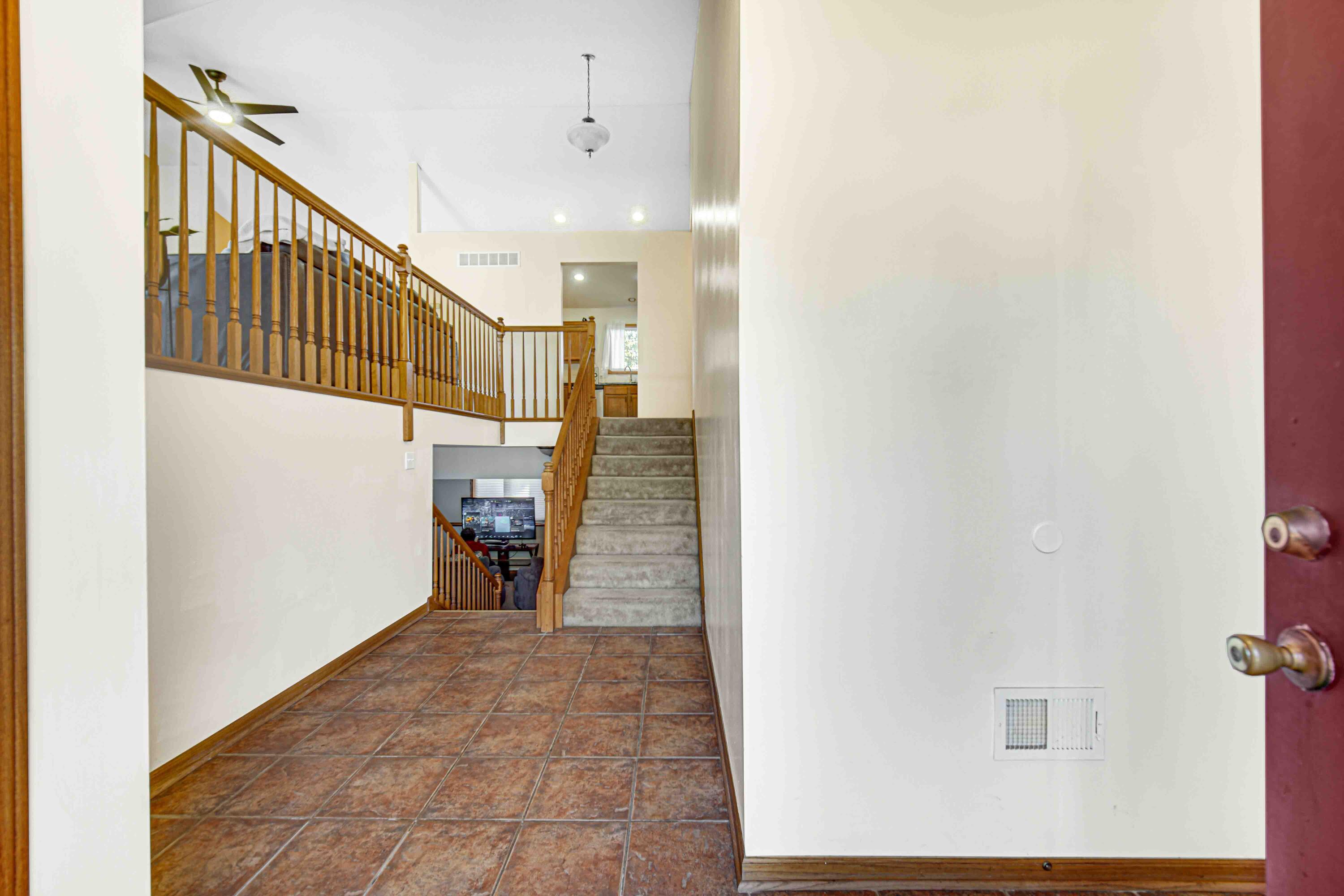 7141 Bracken Pkwy