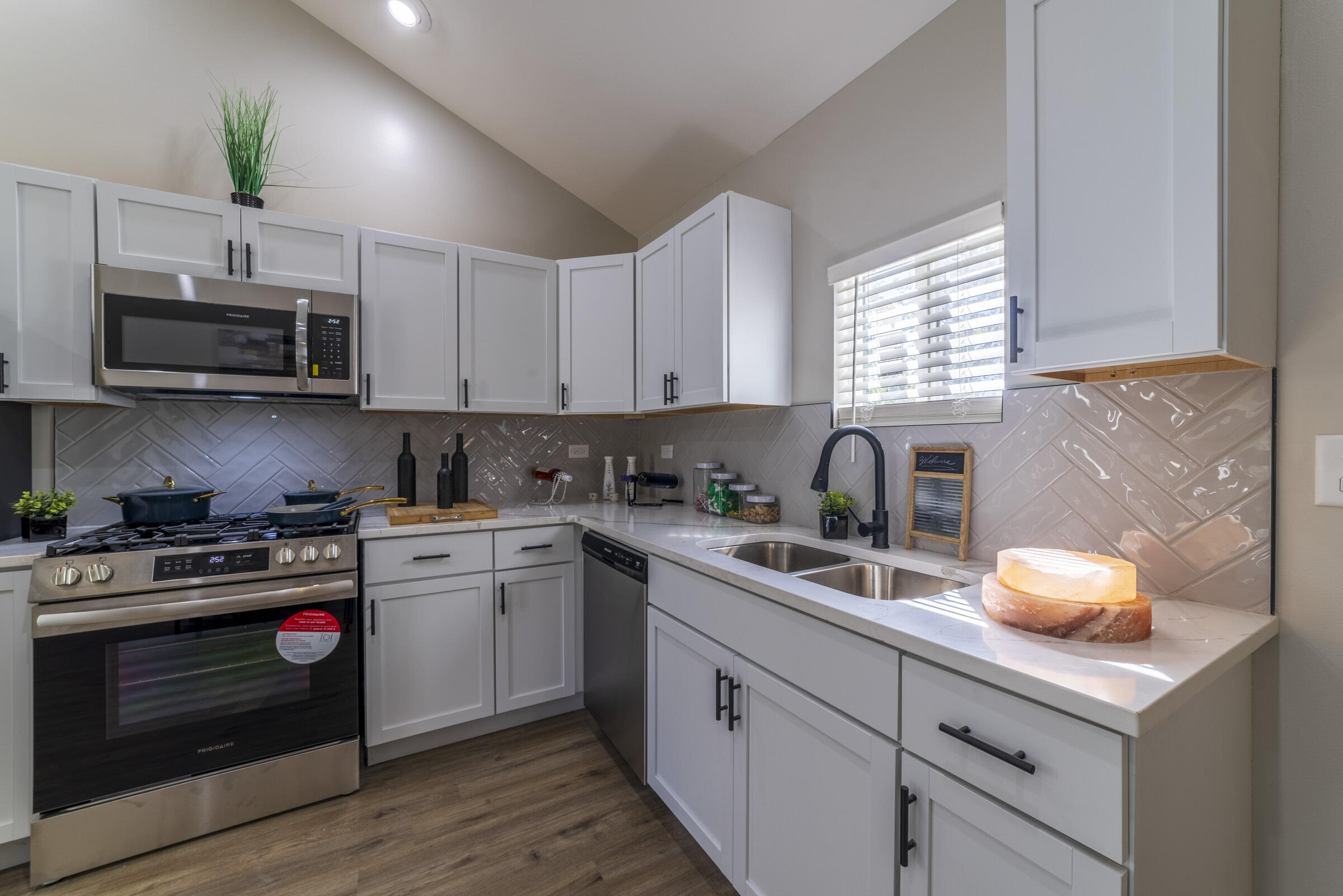 1044 Greene Place