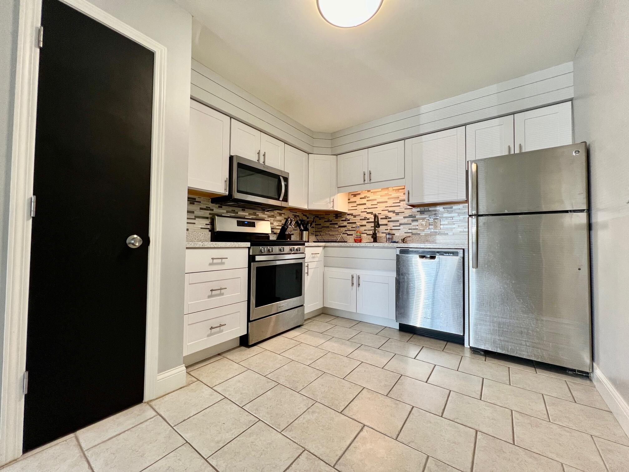 986 Millpond Road Unit: B