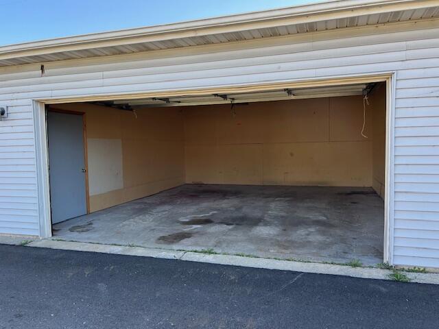 1112 Camellia Drive Unit: 2B