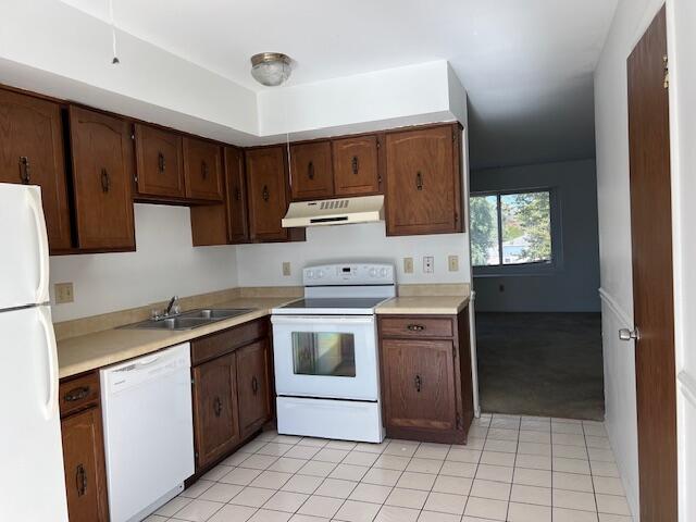 1112 Camellia Drive Unit: 2B