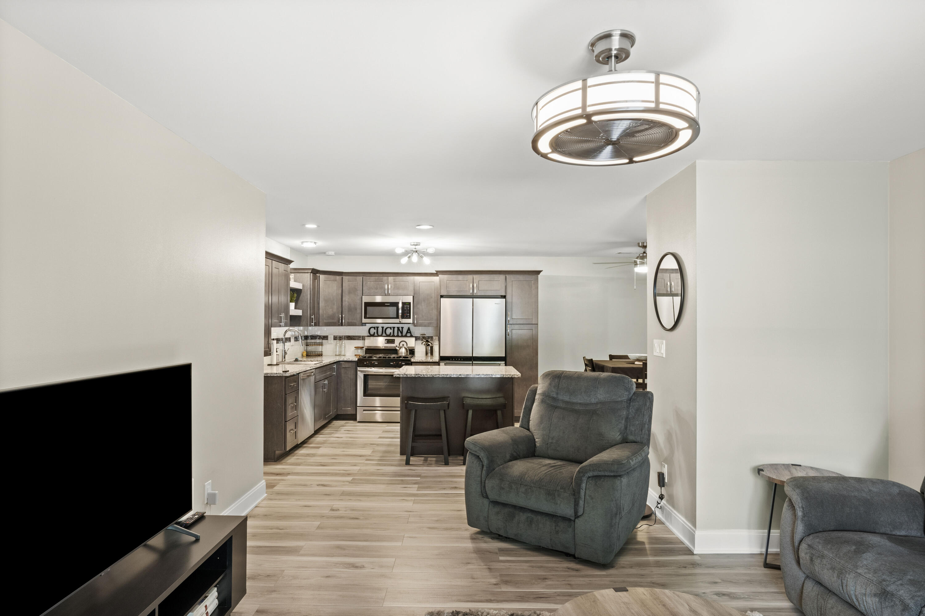 9324 Spring Creek Drive Unit: 5