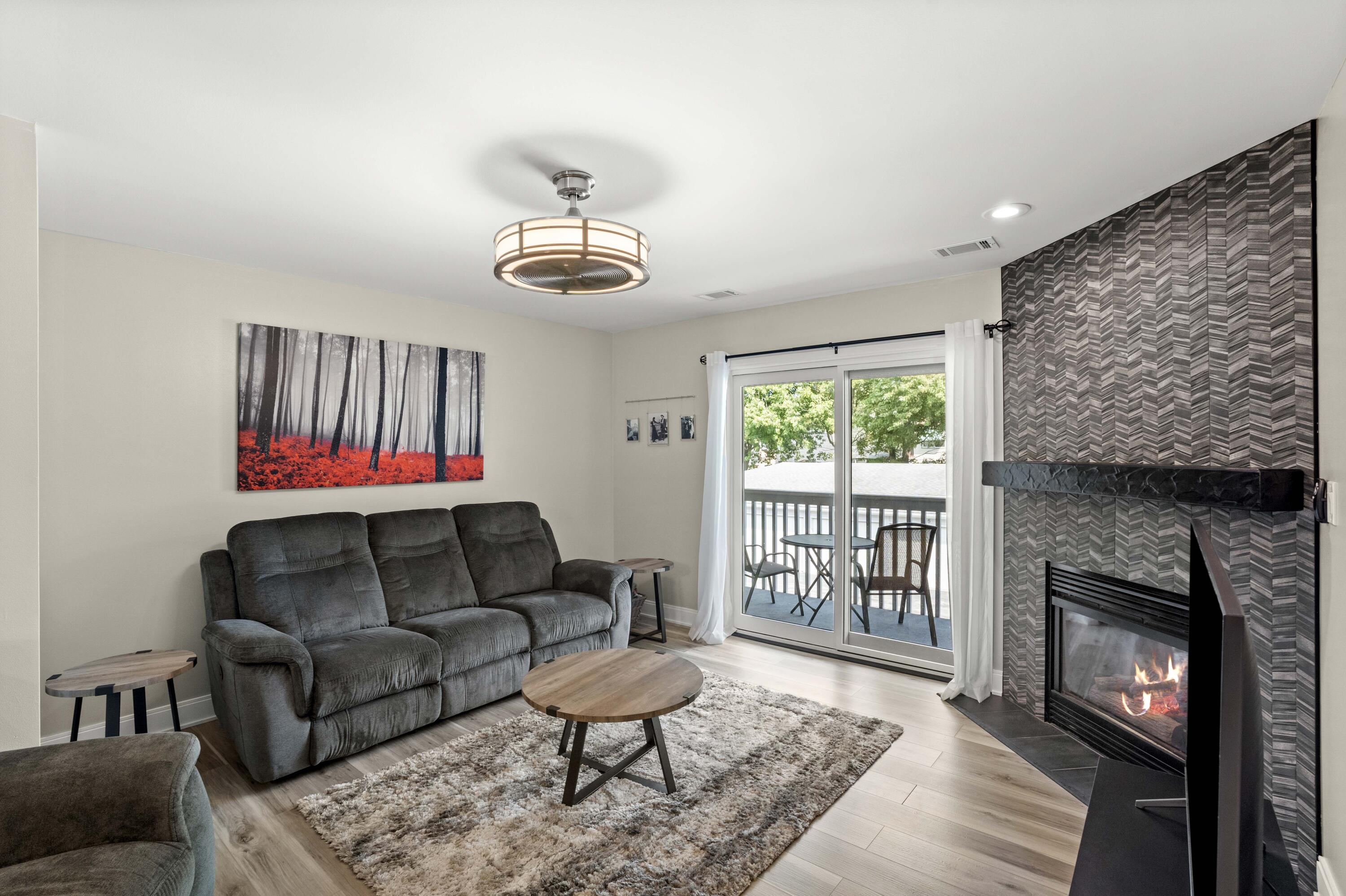 9324 Spring Creek Drive Unit: 5