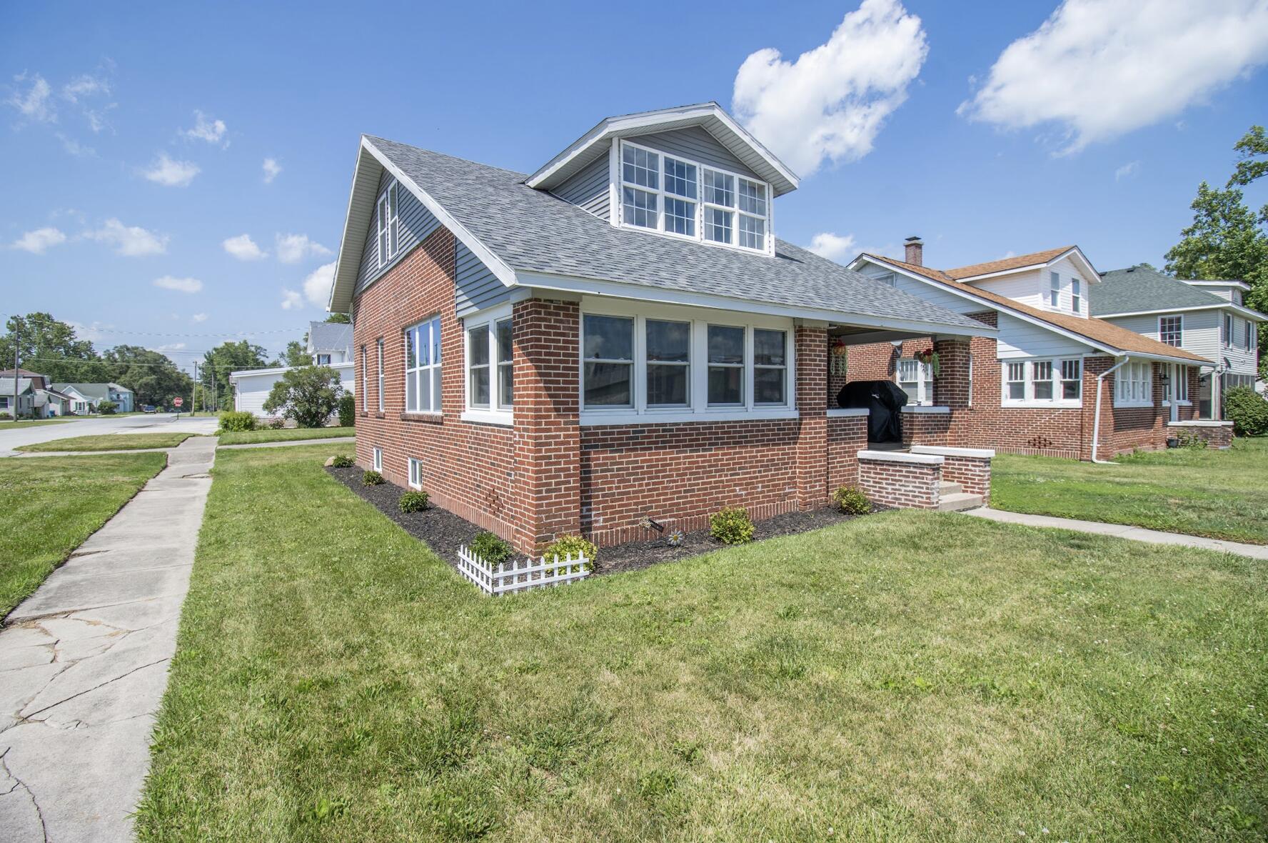 102 E Washington Street