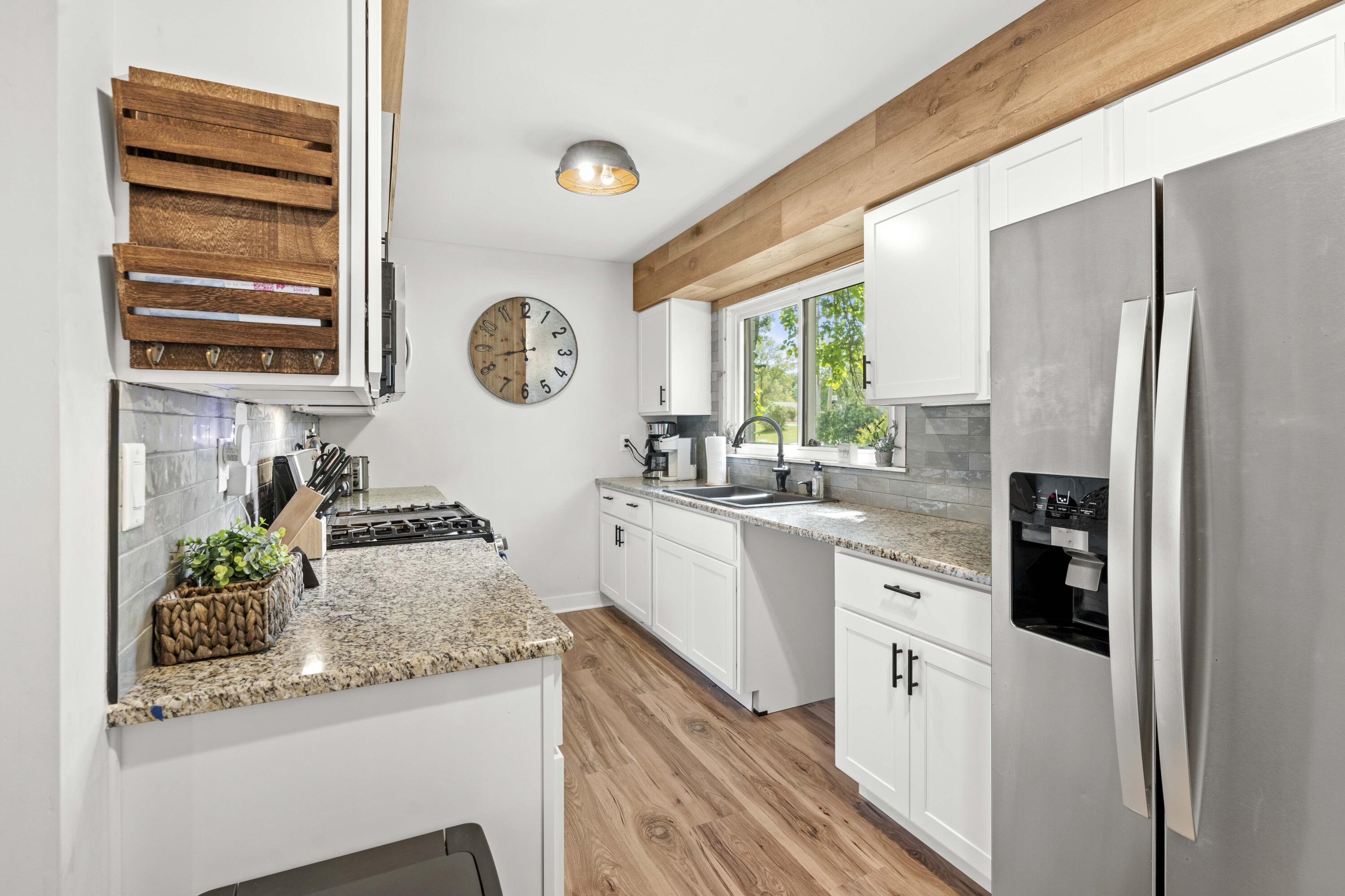 7201 W 140th Place