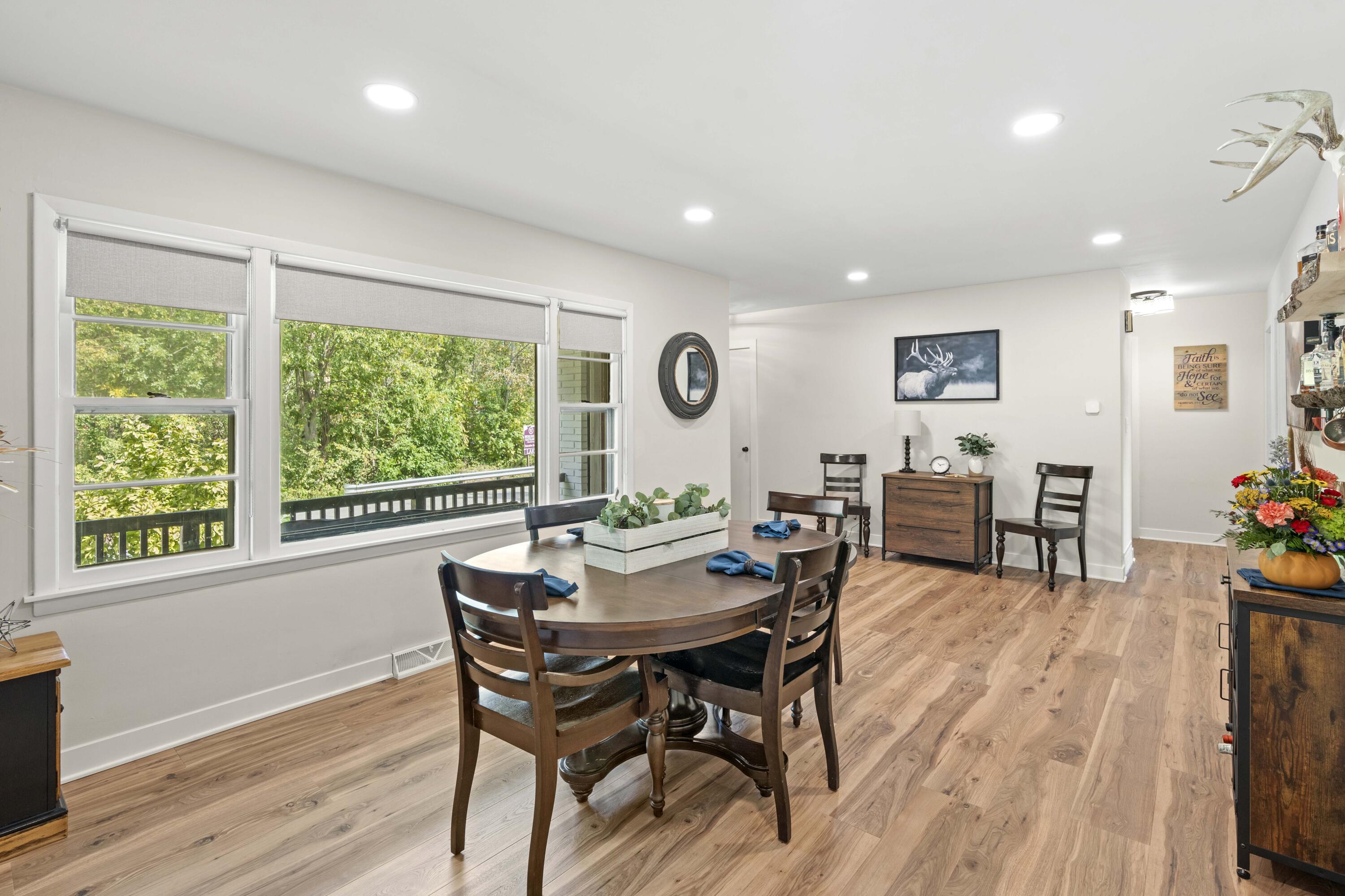 7201 W 140th Place