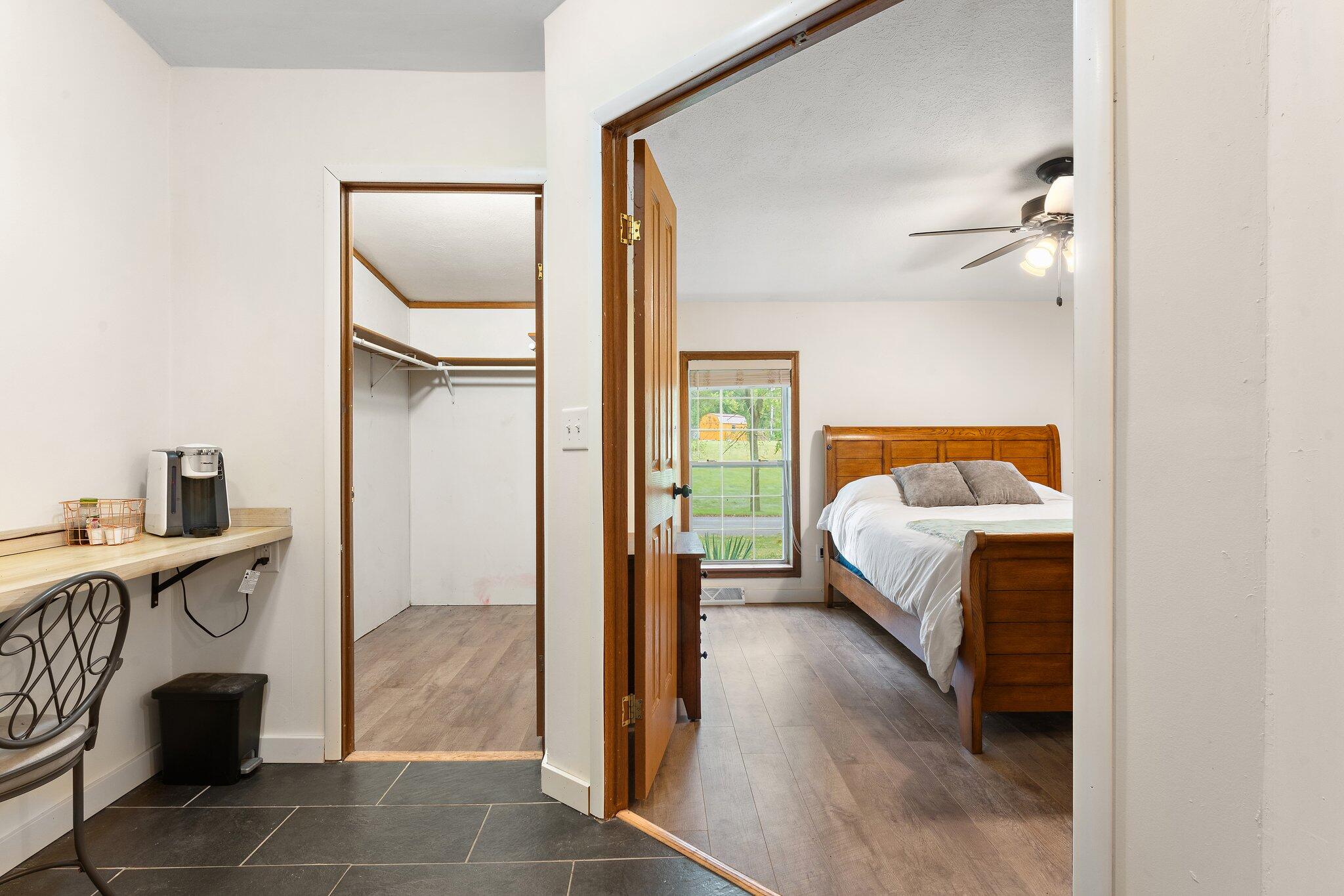 1405 W 179th Place