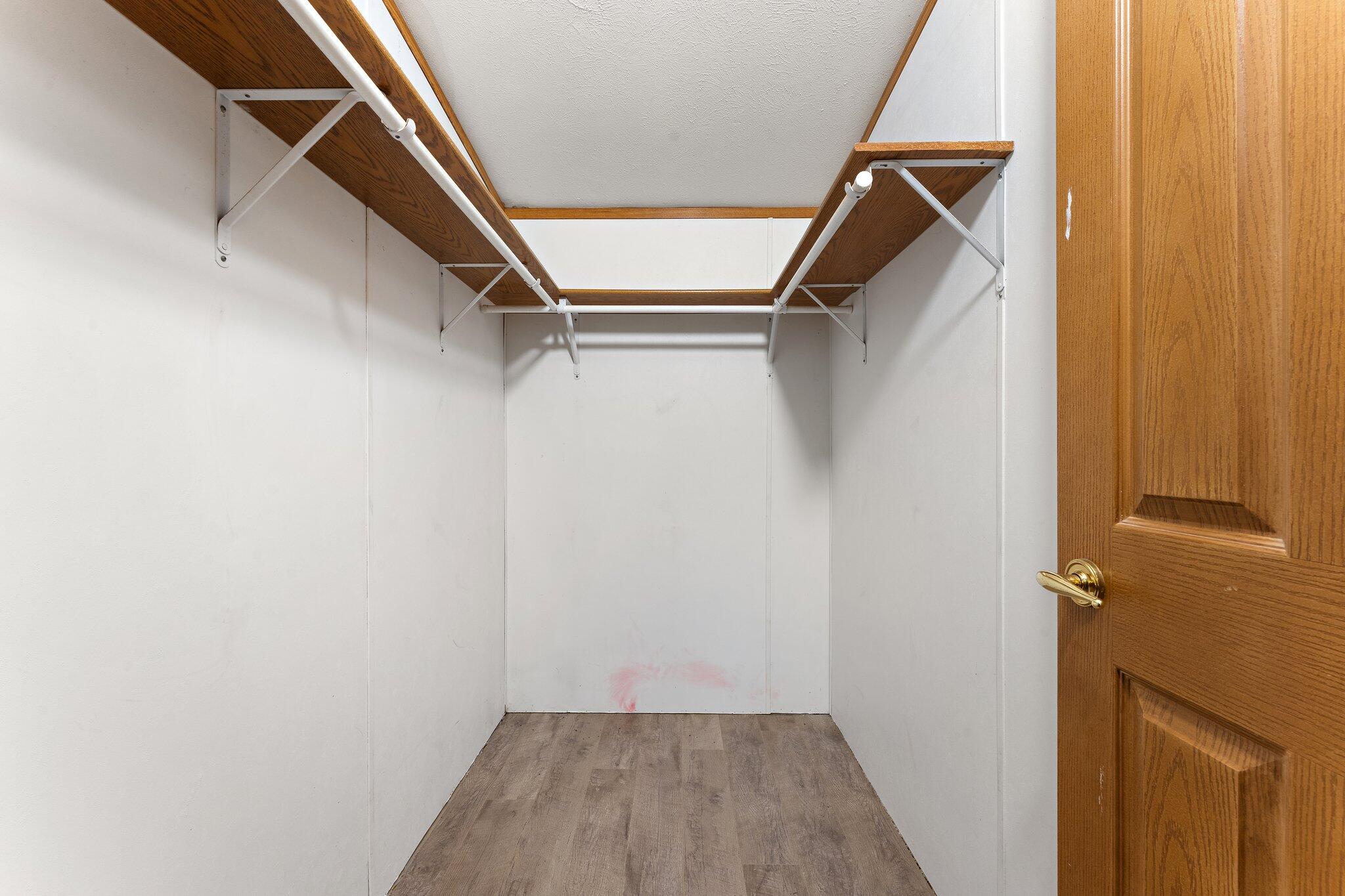1405 W 179th Place