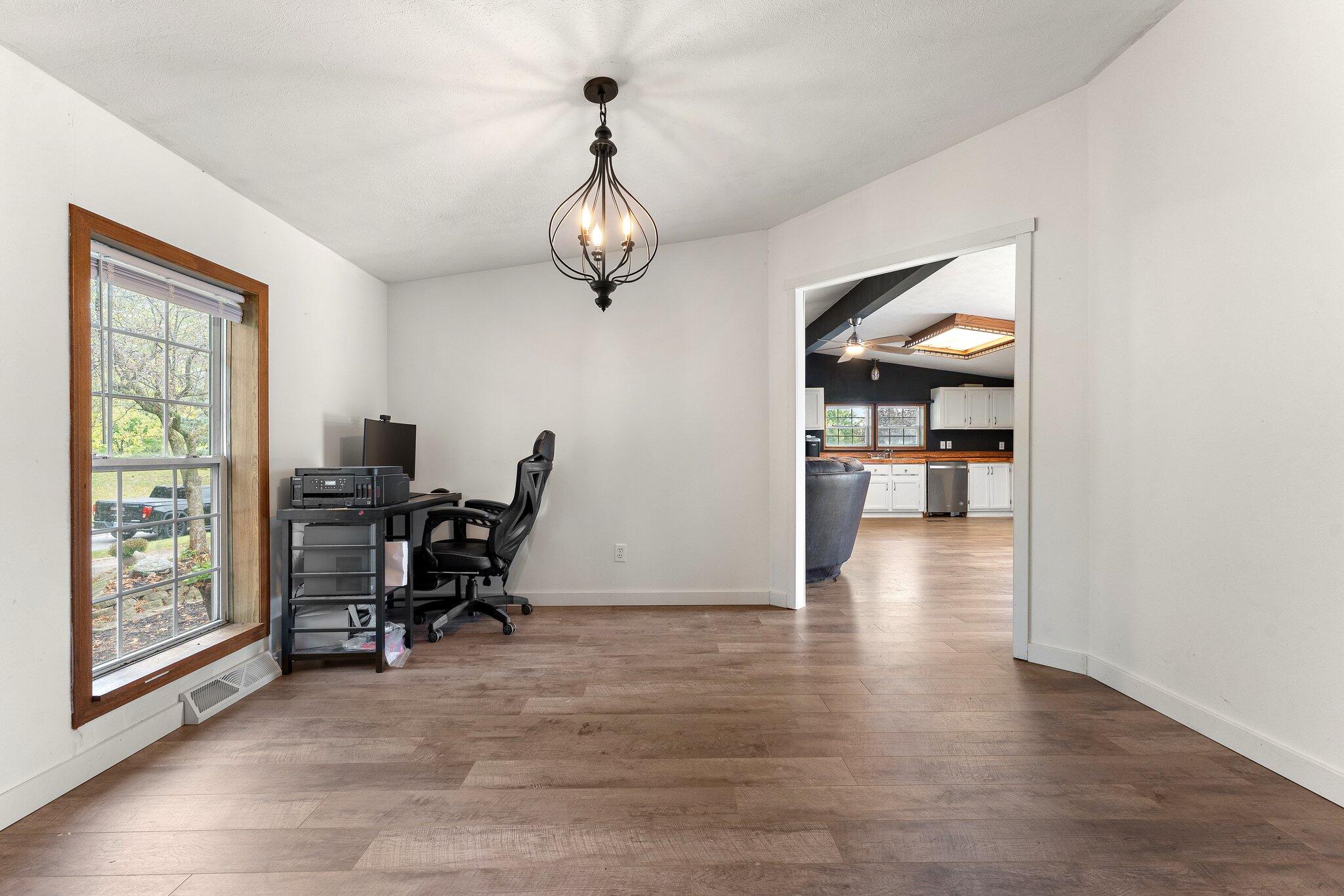 1405 W 179th Place