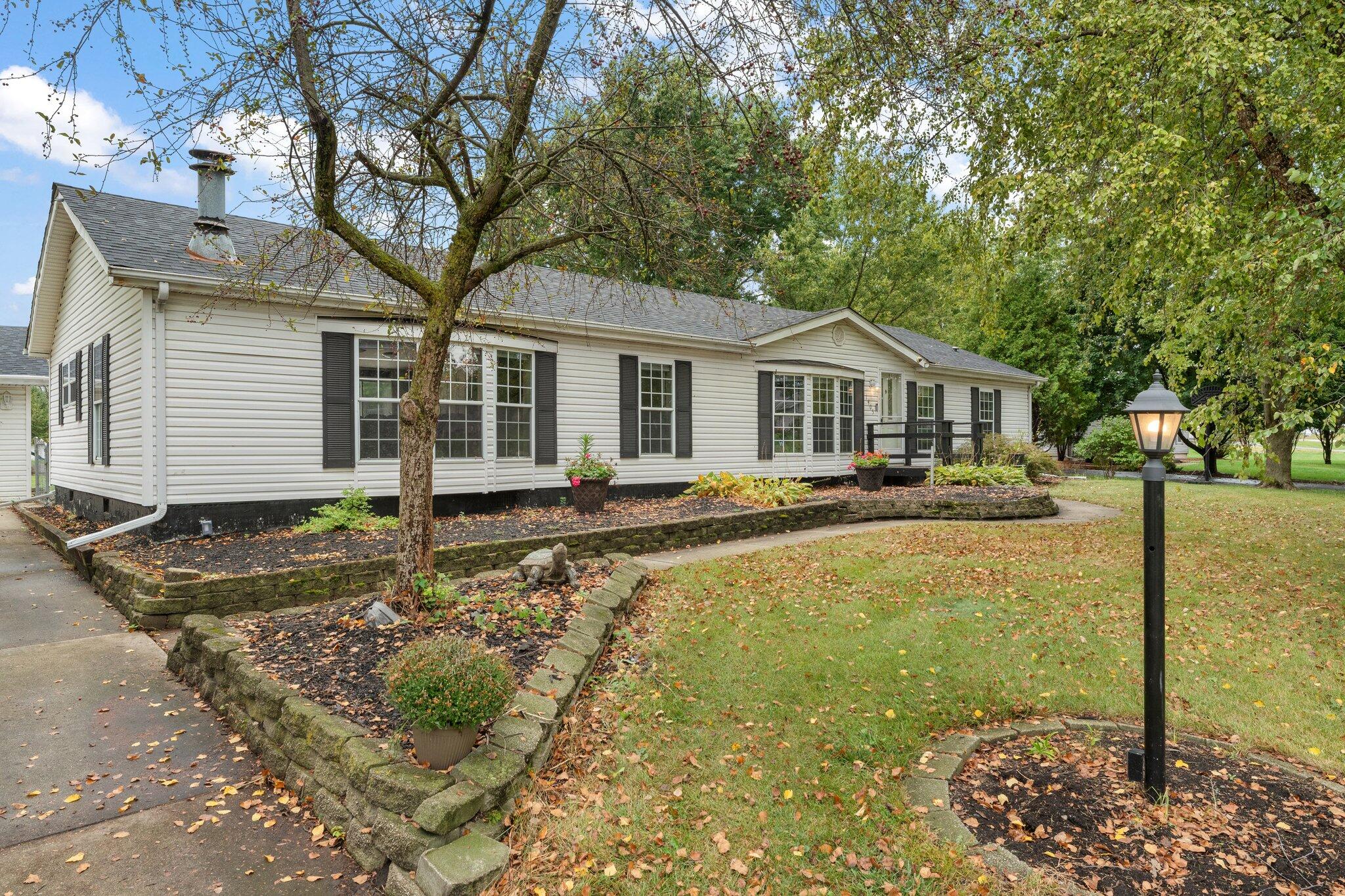 1405 W 179th Place