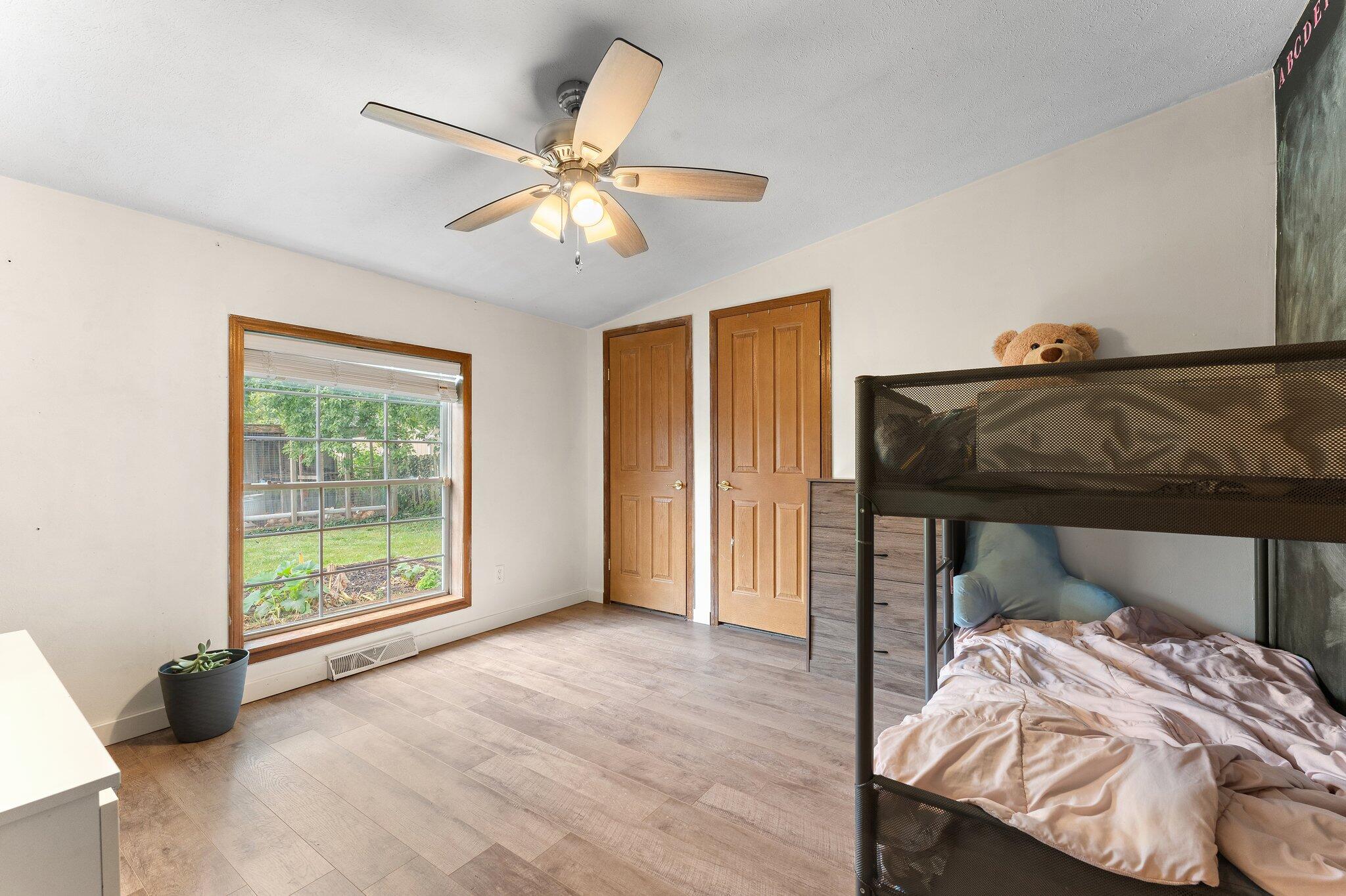 1405 W 179th Place