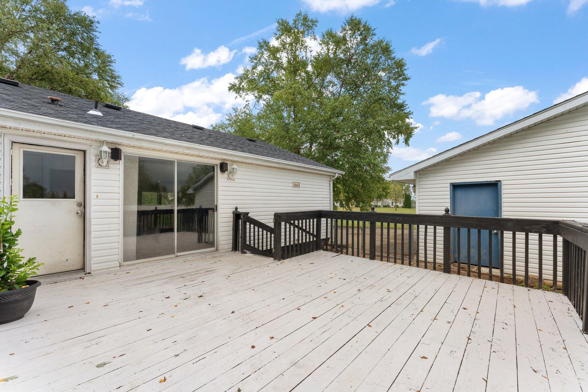 1405 W 179th Place