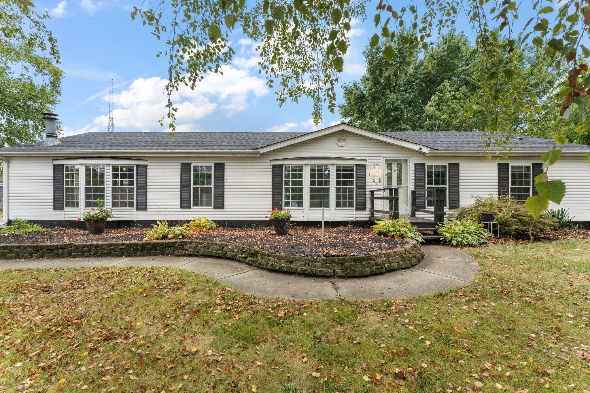 1405 W 179th Place