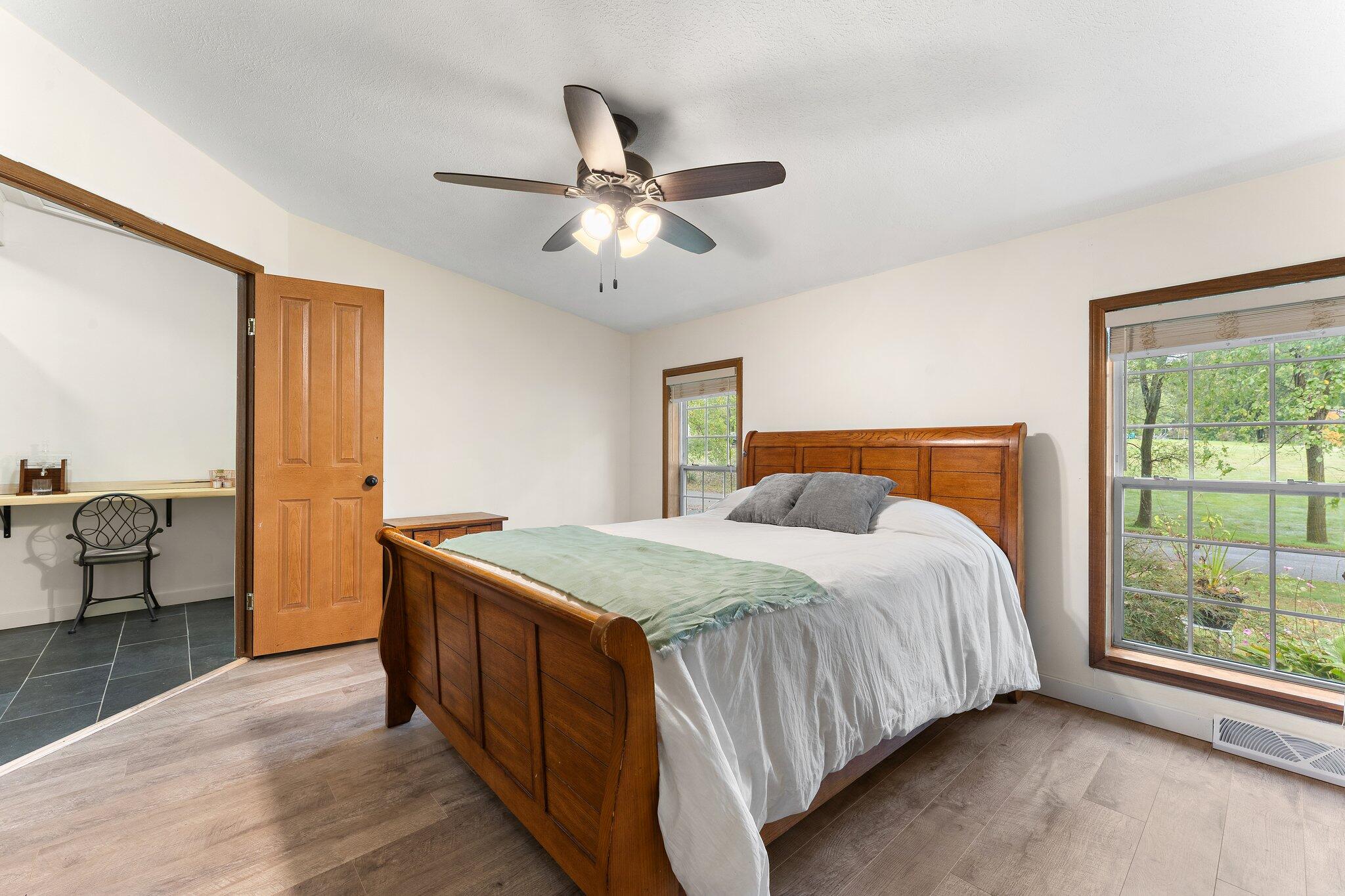 1405 W 179th Place