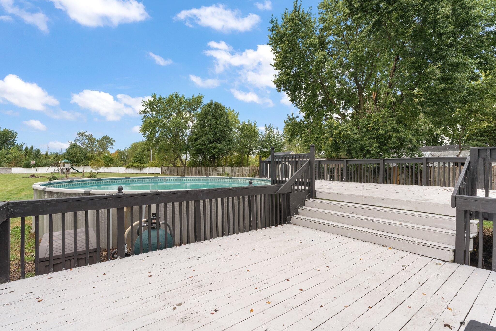1405 W 179th Place