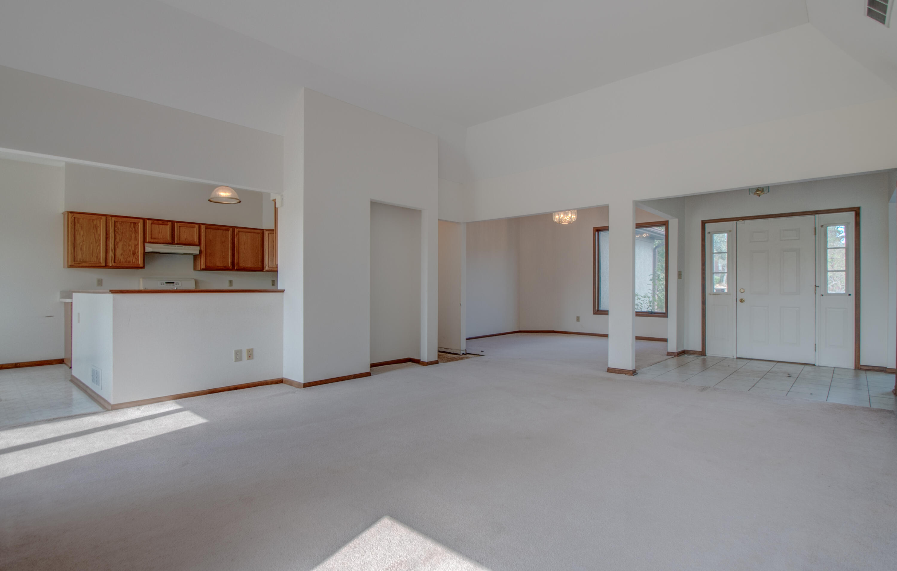 1404 Canterbury Court
