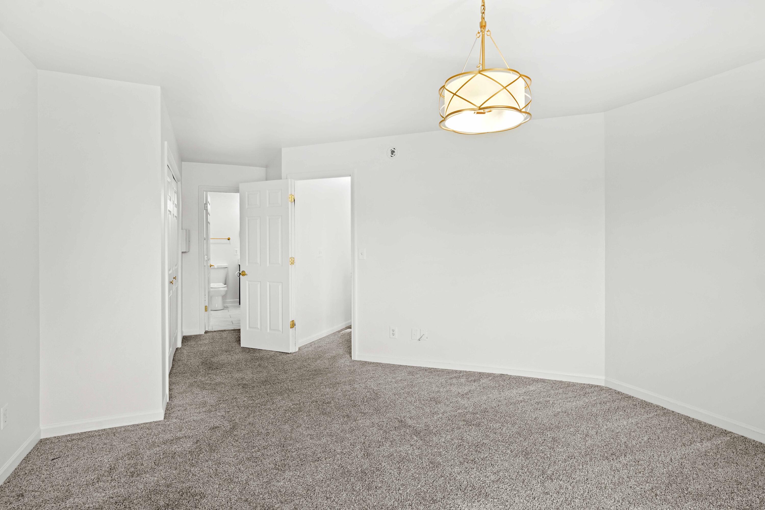 8122 Tuckaway Court